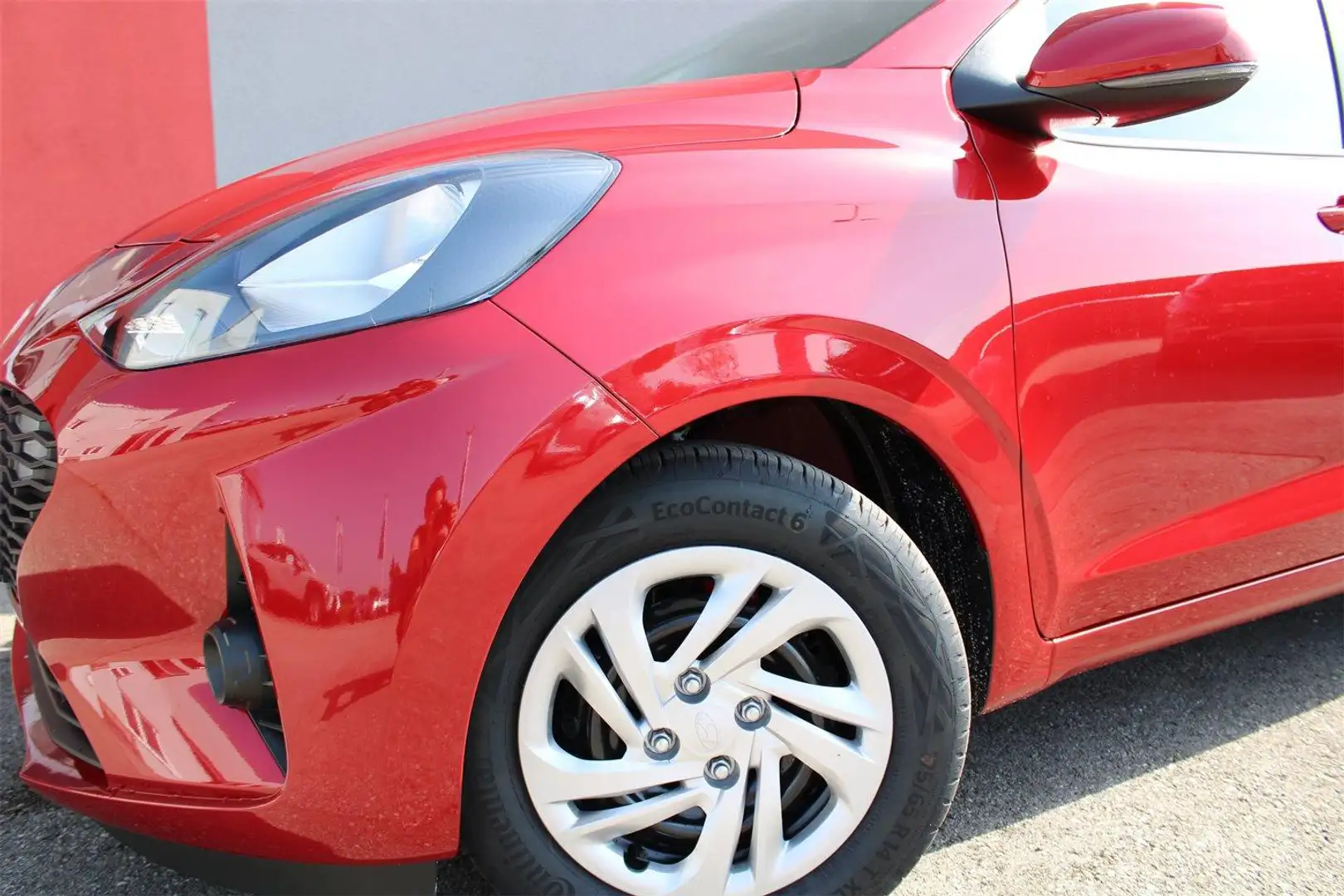 Hyundai i10 GO 1,0 MT a5bg1 Rot - 2