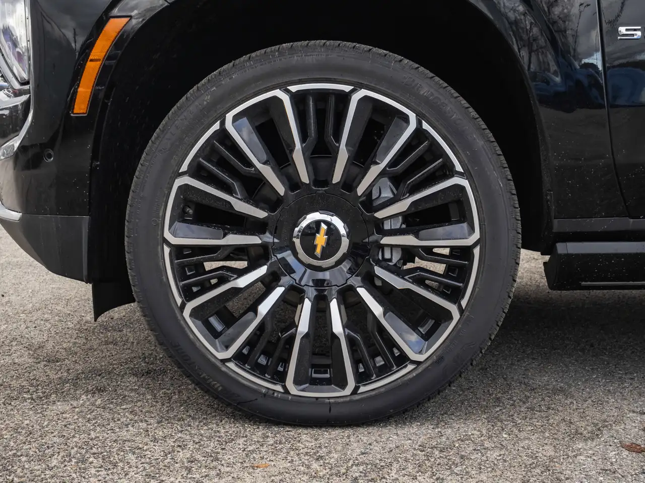 Chevrolet Suburban снимка Chevrolet Suburban