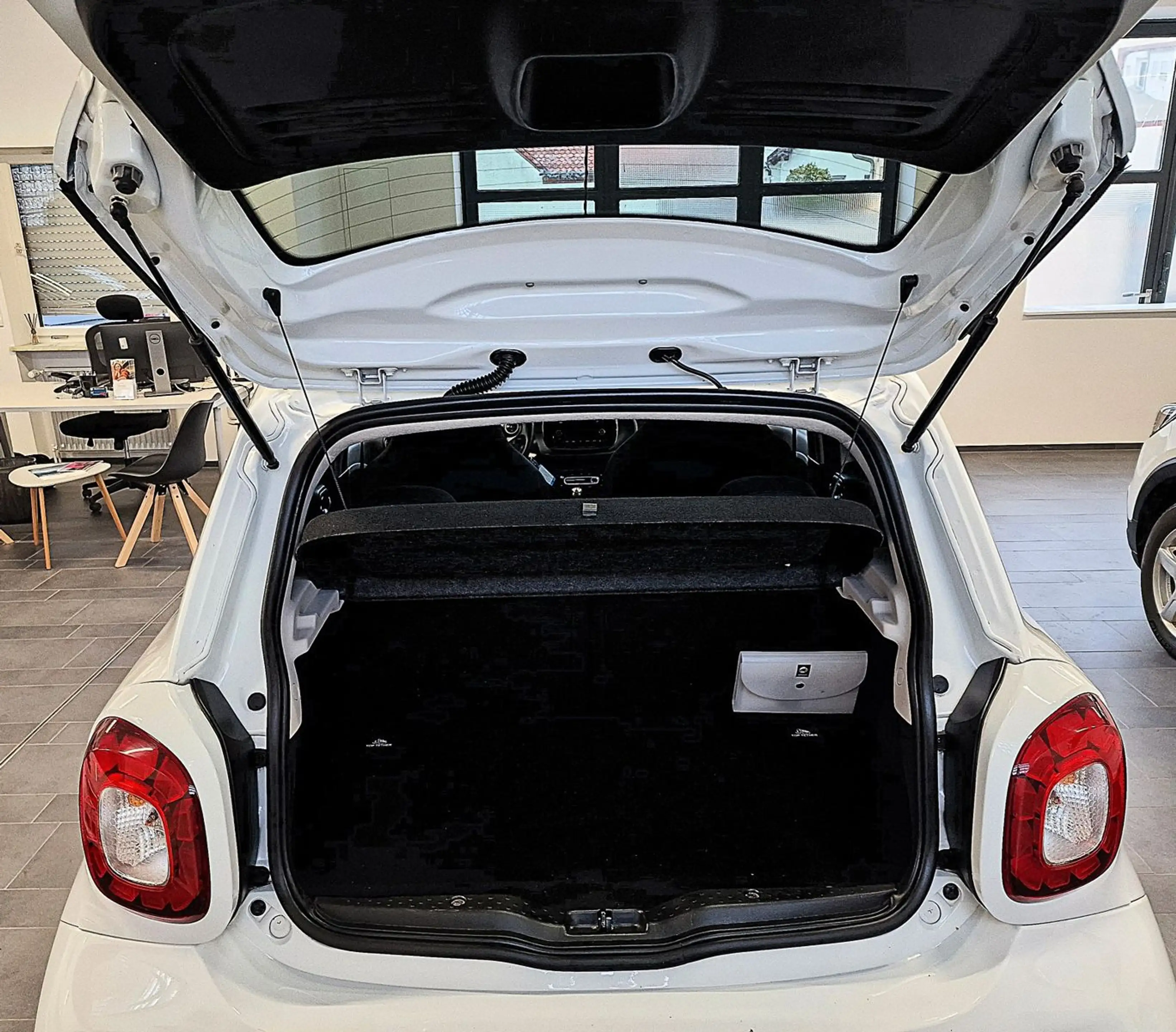 smart forFour Passion/Tempomat/LED/PDC/USB/Multifunkti — photo 10