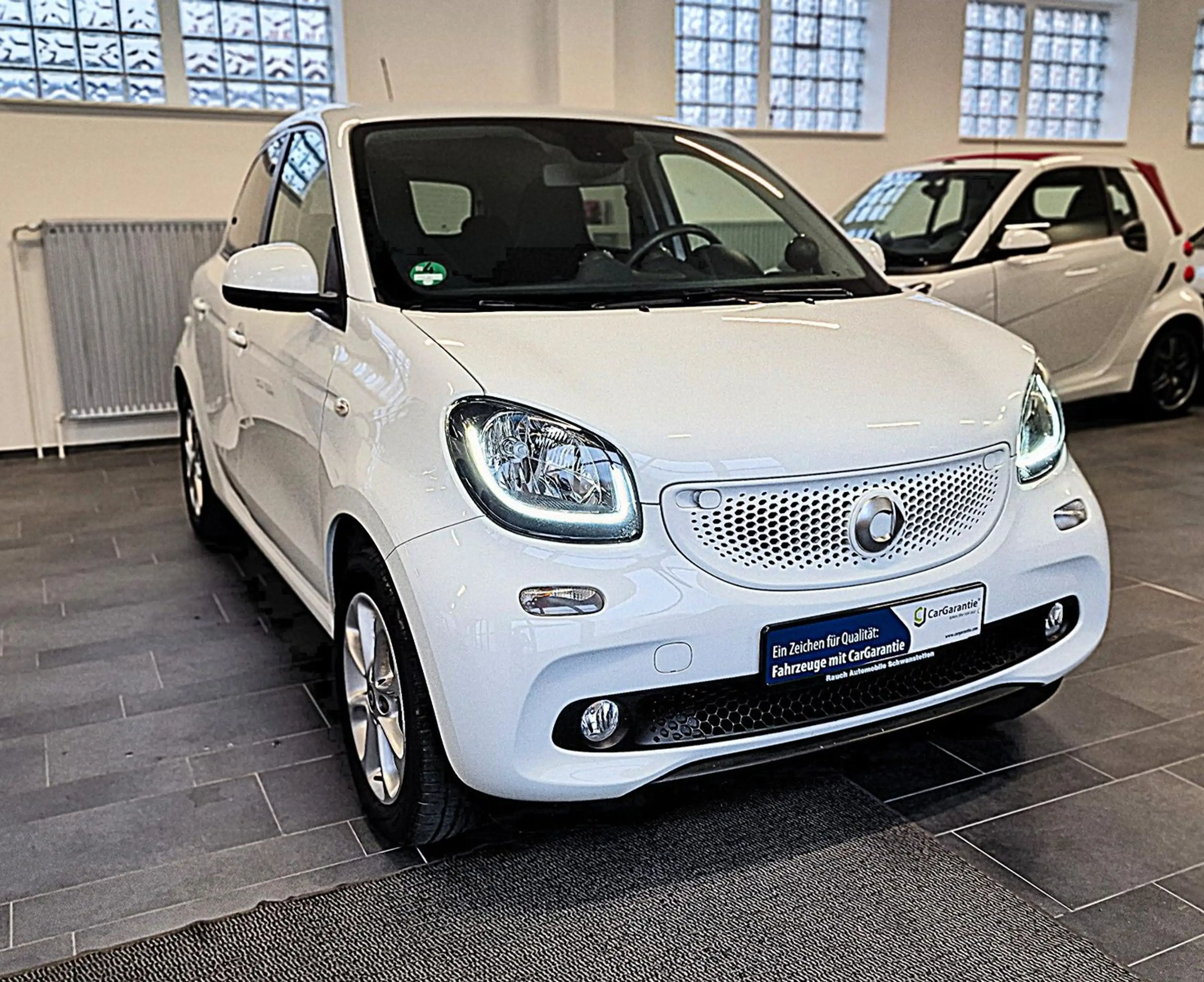 smart forFour Passion/Tempomat/LED/PDC/USB/Multifunkti — photo 9
