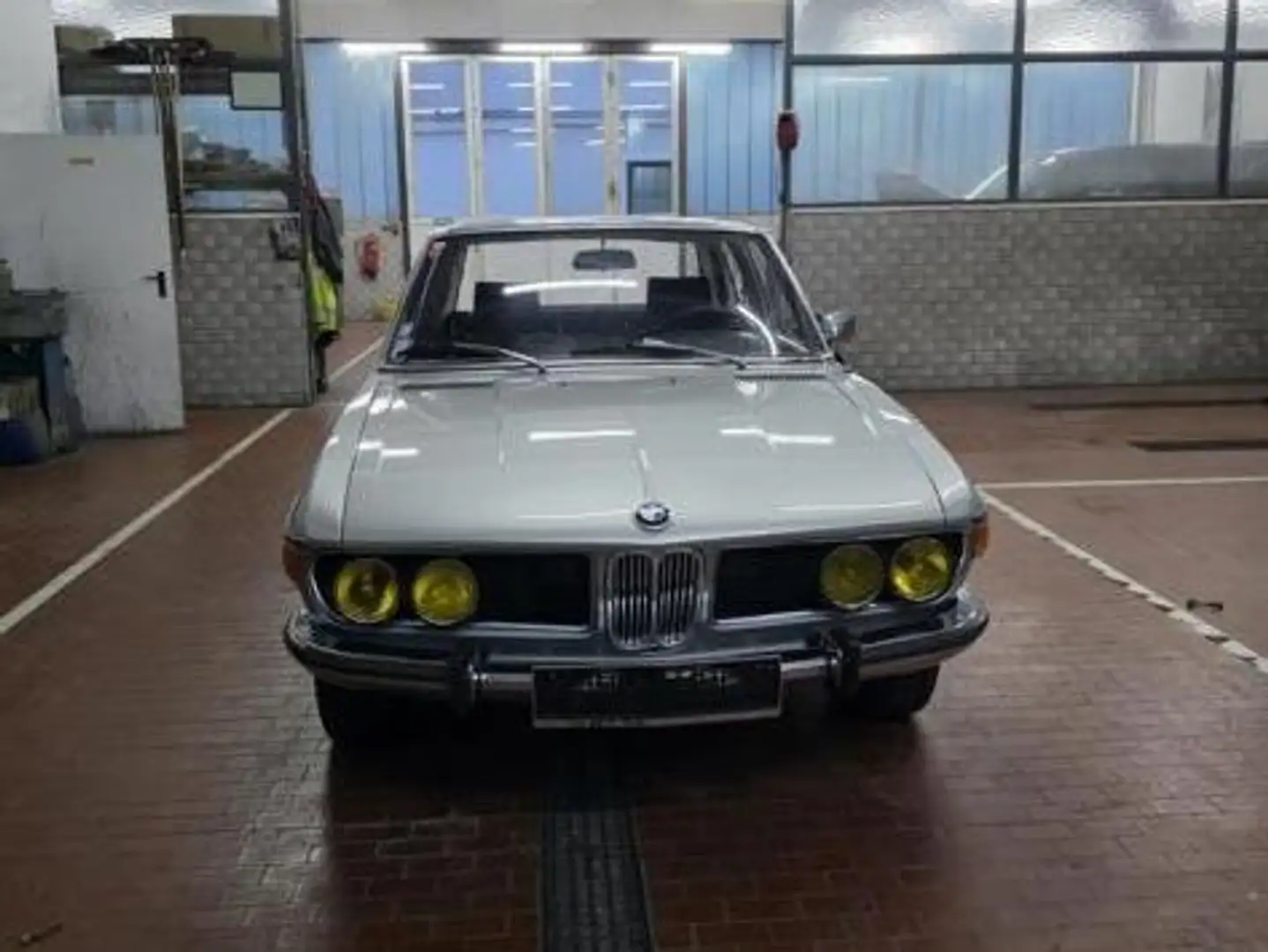 BMW e3 2800 Argent - 1