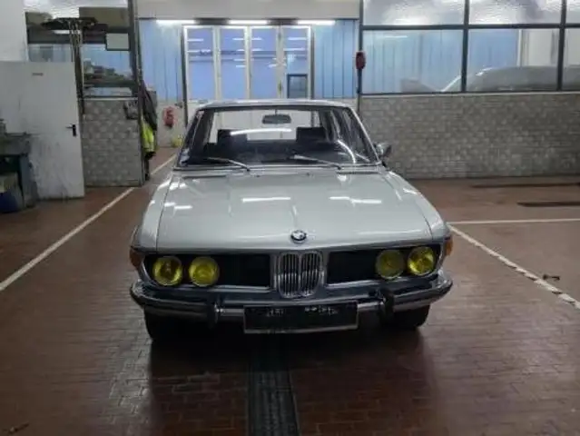 BMW e3 2800