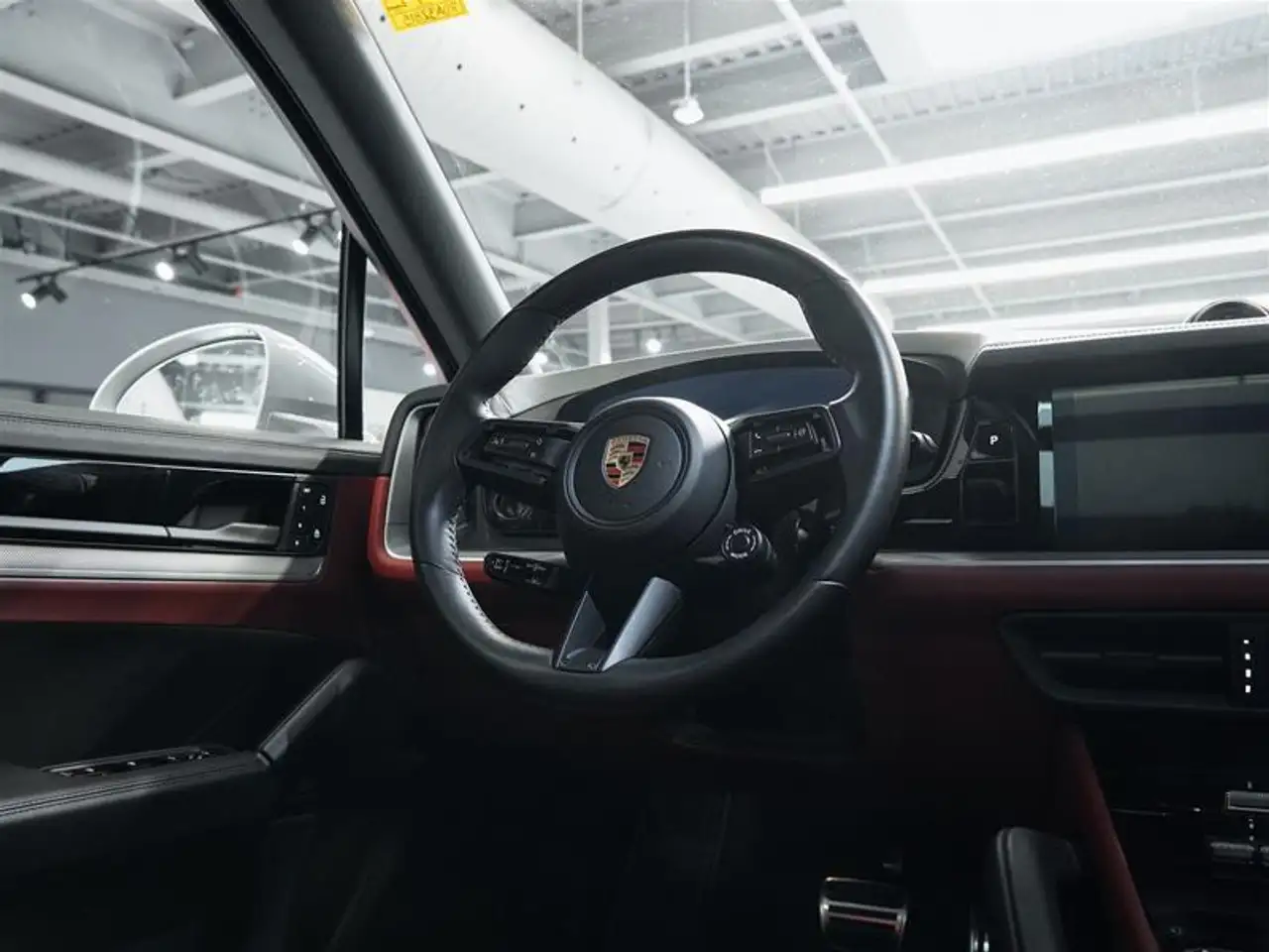 Porsche Cayenne снимка Porsche Cayenne