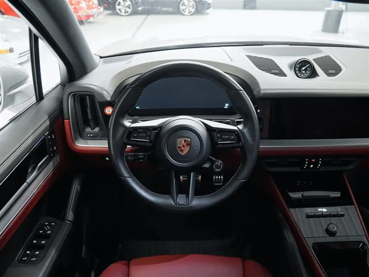 Porsche Cayenne снимка Porsche Cayenne