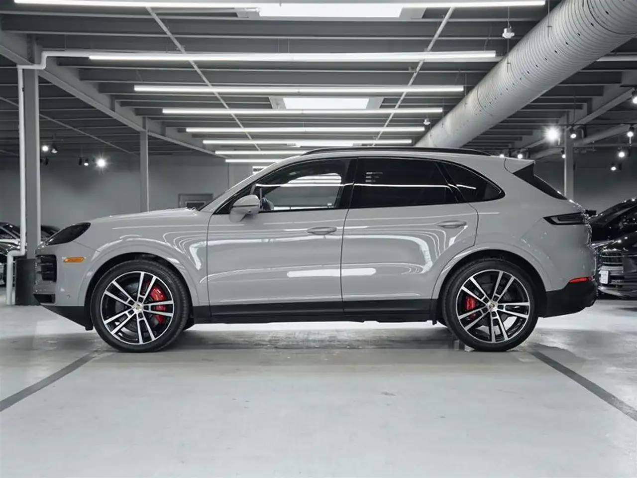 Porsche Cayenne снимка Porsche Cayenne
