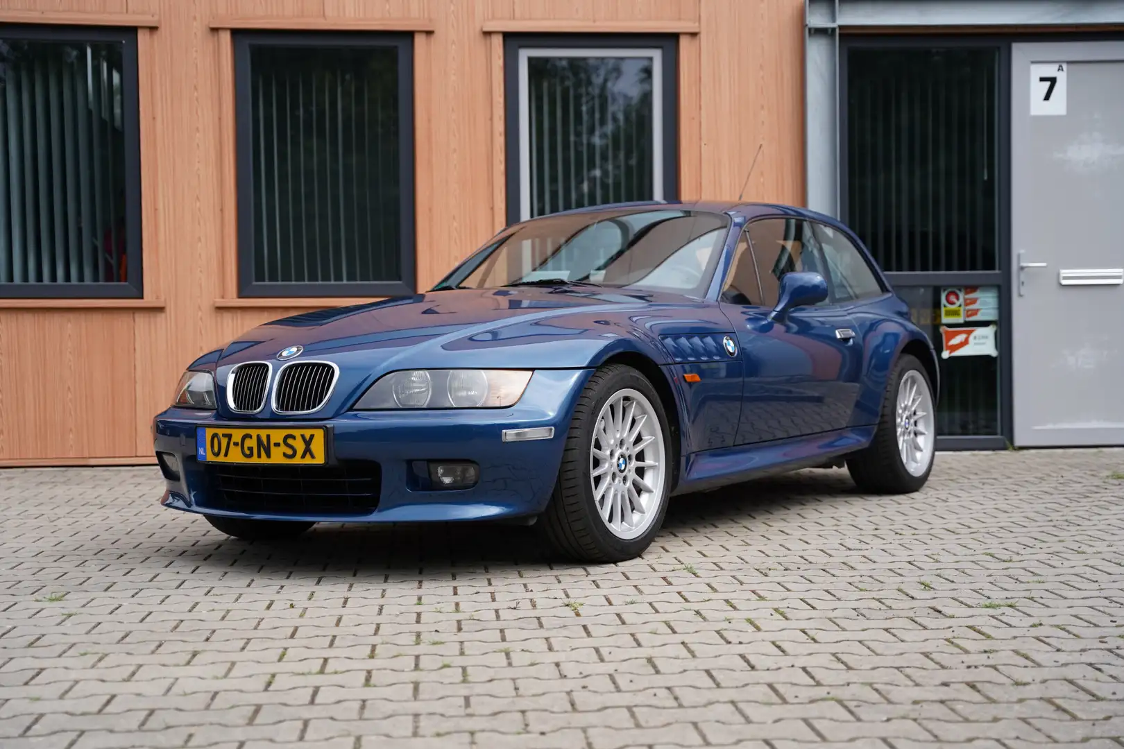 BMW Z3 Coupé 2.8 | Autom. | Zwart leer | Kanteldak Kék - 1