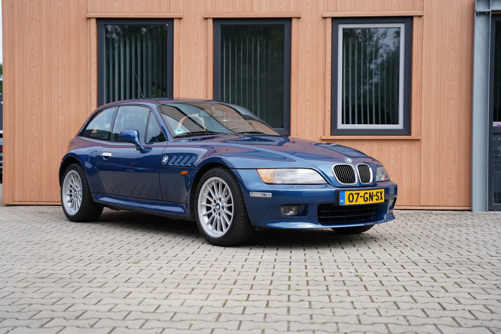 BMW Z3 Coupé 2.8 | Autom. | Zwart leer | Kanteldak Kék - 2