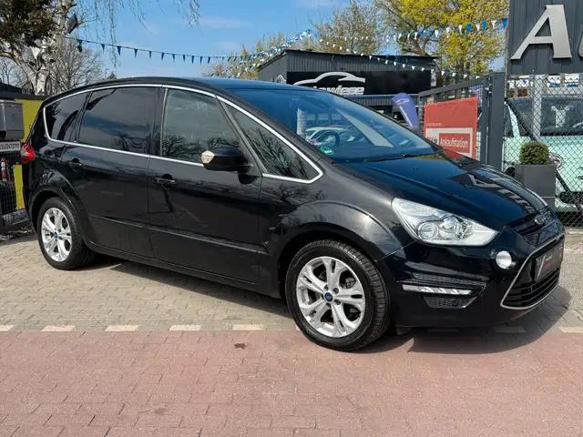 Ford S-Max Titanium 2.0TDCI*Aut.*7xSitze*Pano*VOLL!