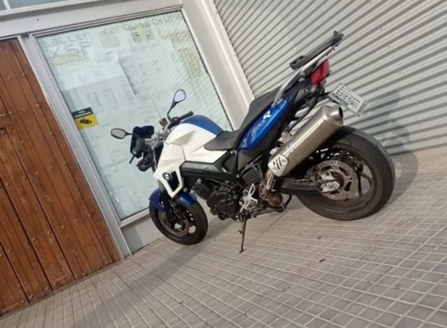 BMW F 800 R Bleu - 2