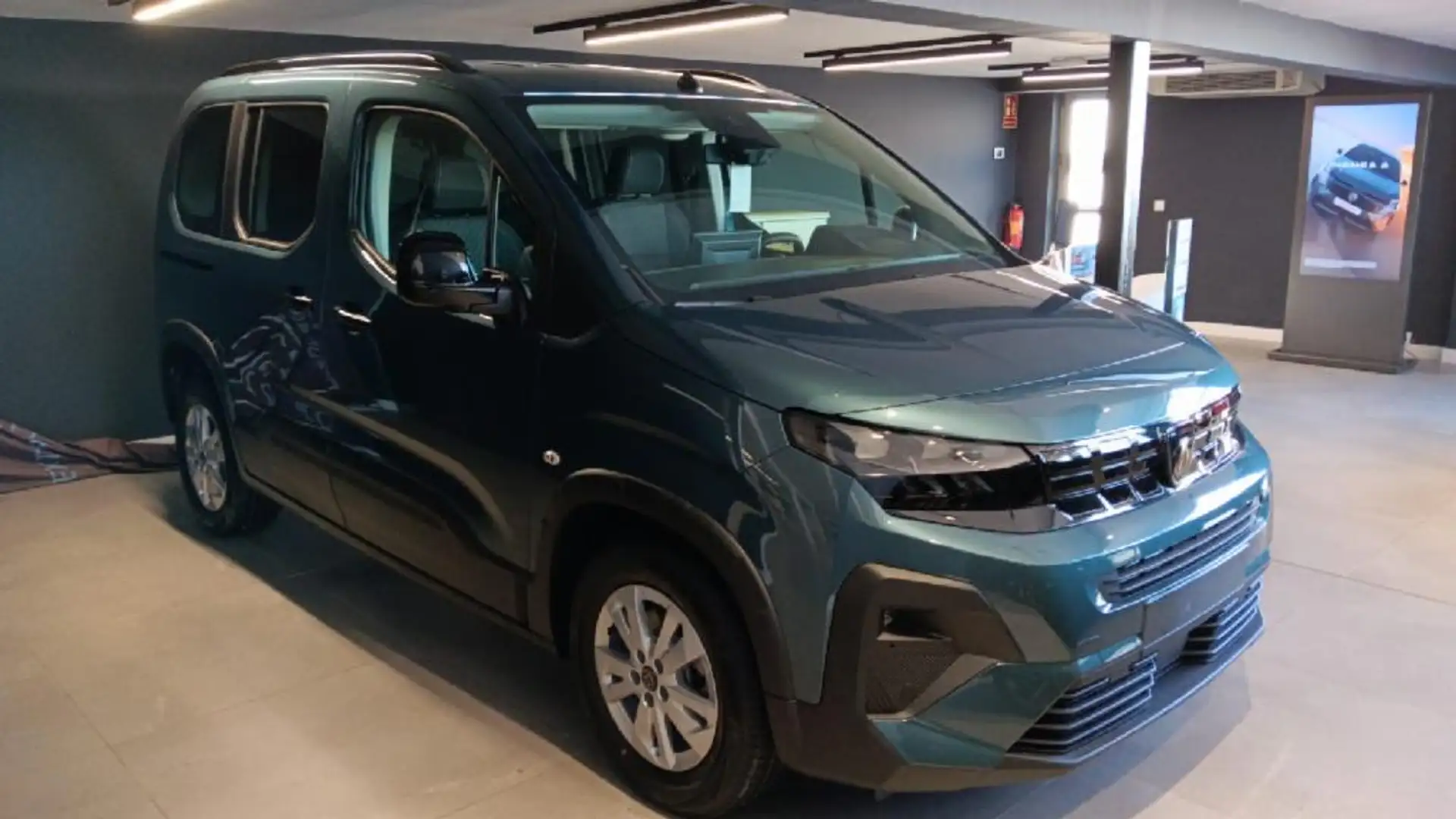 Peugeot Rifter 1.5BlueHDi S&S Standard Allure 100 - 1