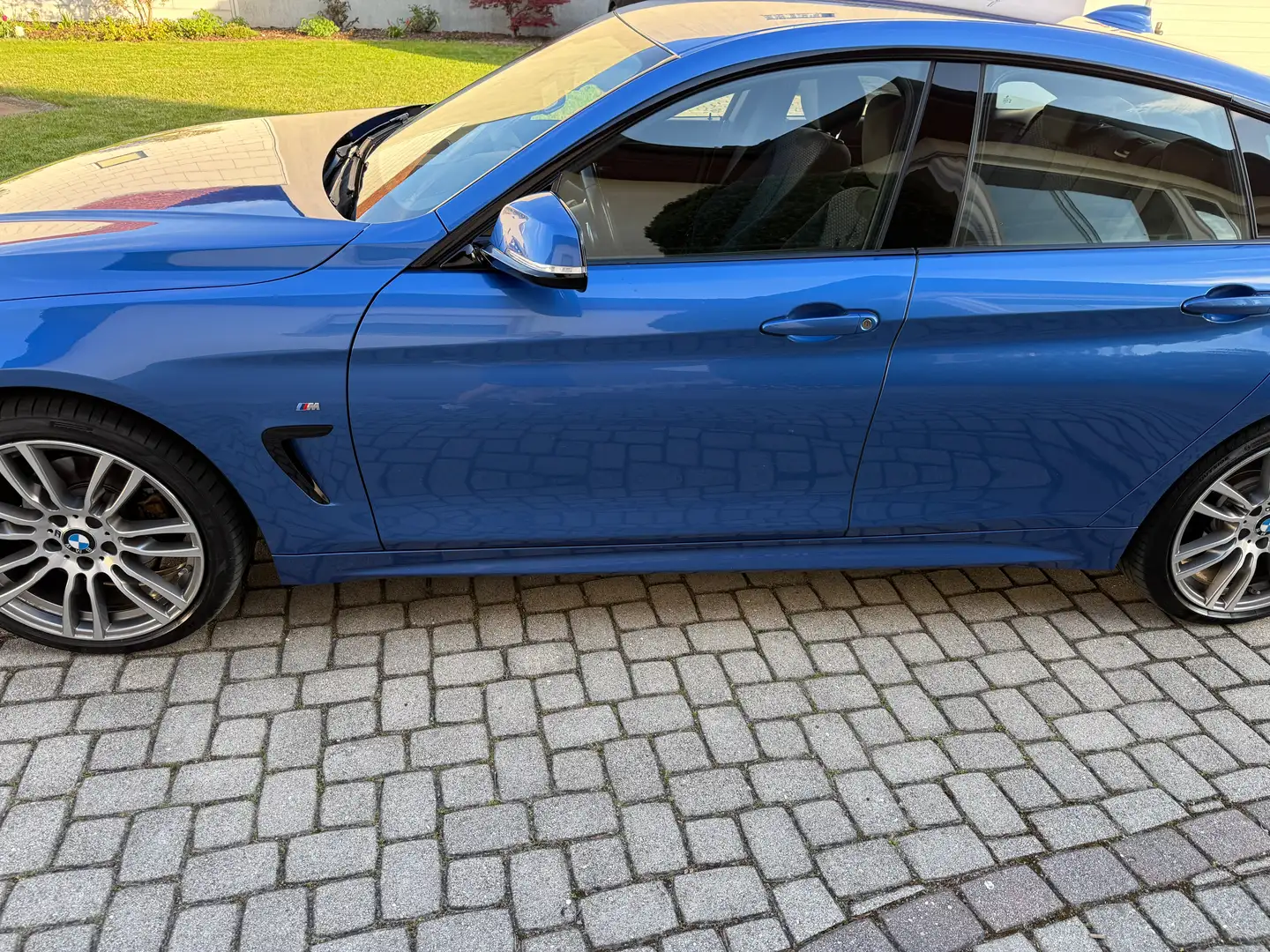 BMW 420 420d xDrive Gran Coupe M Sport Aut. M Sport Blau - 2