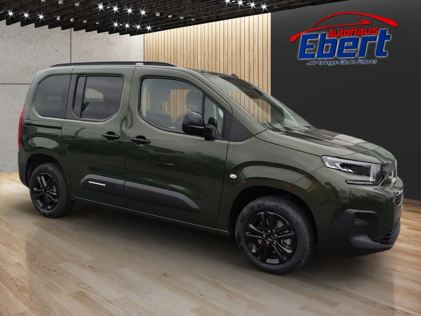 Citroen Berlingo Pure Tech 110 Plus M, Kamera, PKW Grün - 2