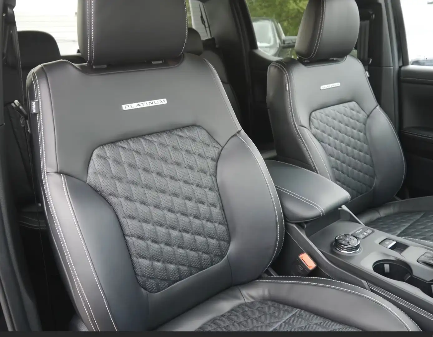 Ford Ranger 3.0 ecoblue doppia cabina Platinum awd 240cv auto Nero - 2