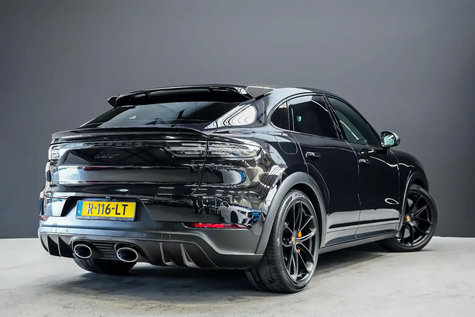 Porsche Cayenne Coupé 4.0 640pk Turbo GT |carbon exterieurpakket|o Чорний - 2