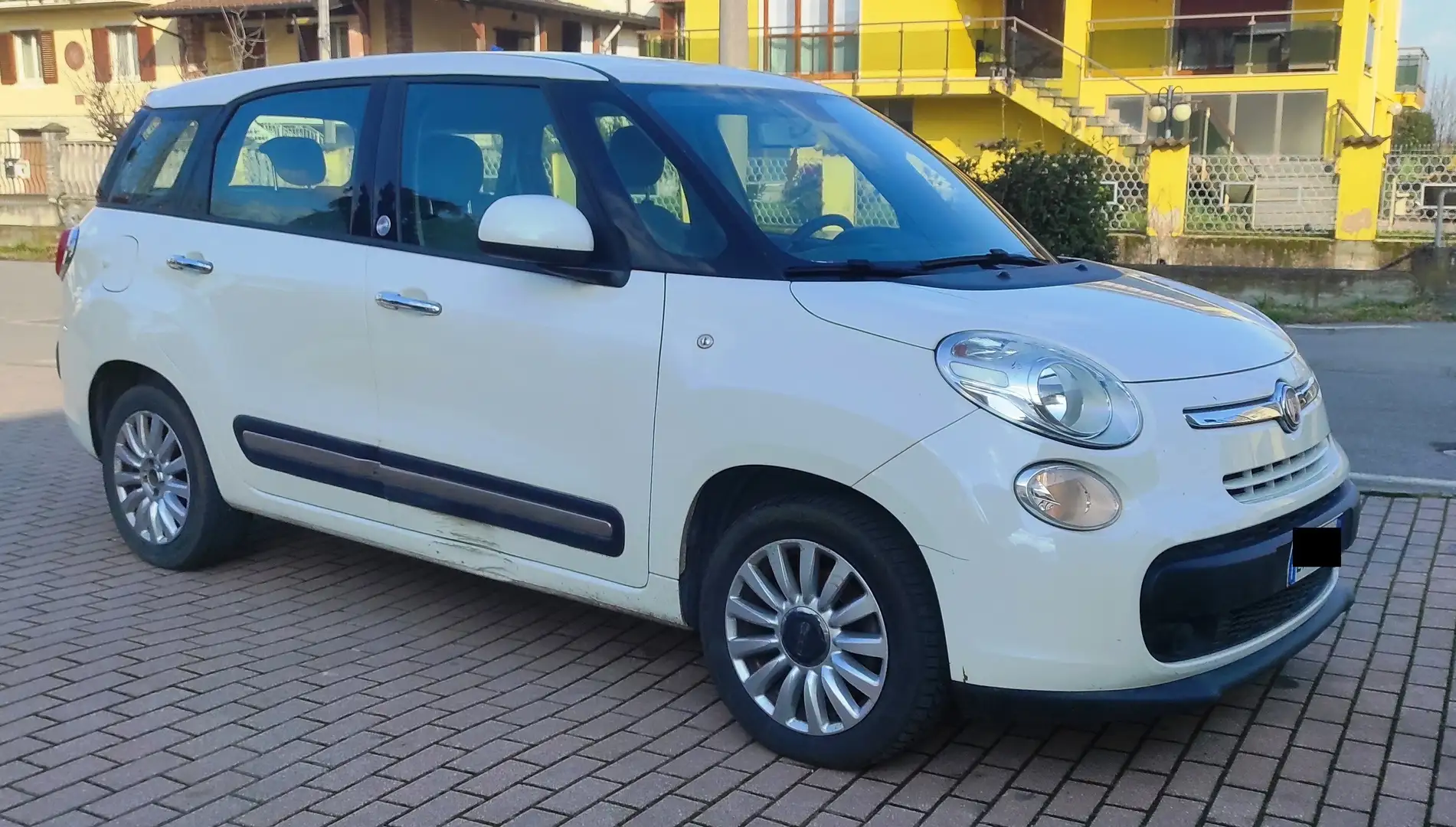Fiat 500L 500L Living 1.6mjt PopStar 105cv NEOPATENTATI Blanco - 2