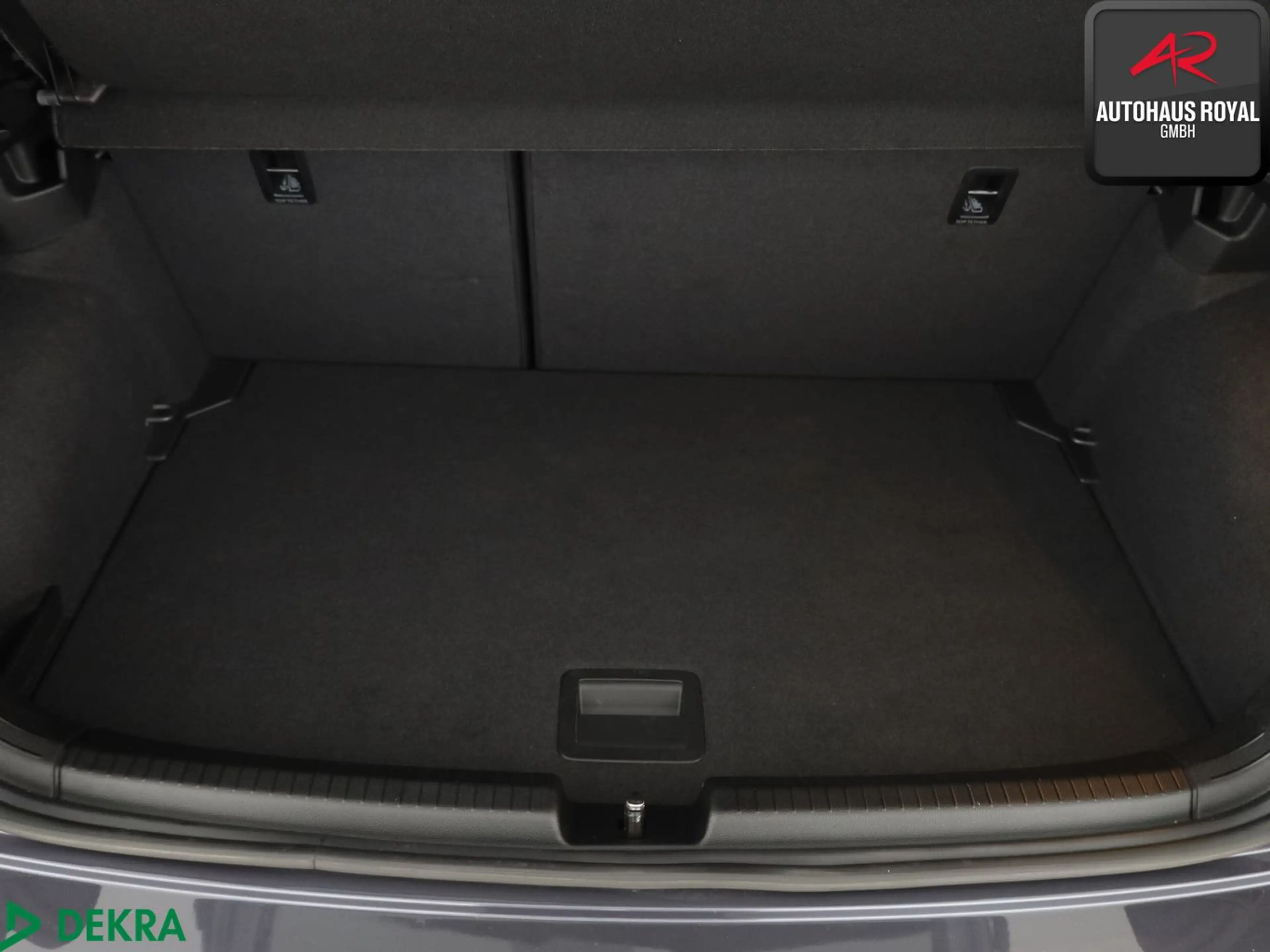 Volkswagen Polo 2.0 TSI IQ-LIGHT,IQ-DRIVE,ACC,CARPLAY,1.HD — photo 13