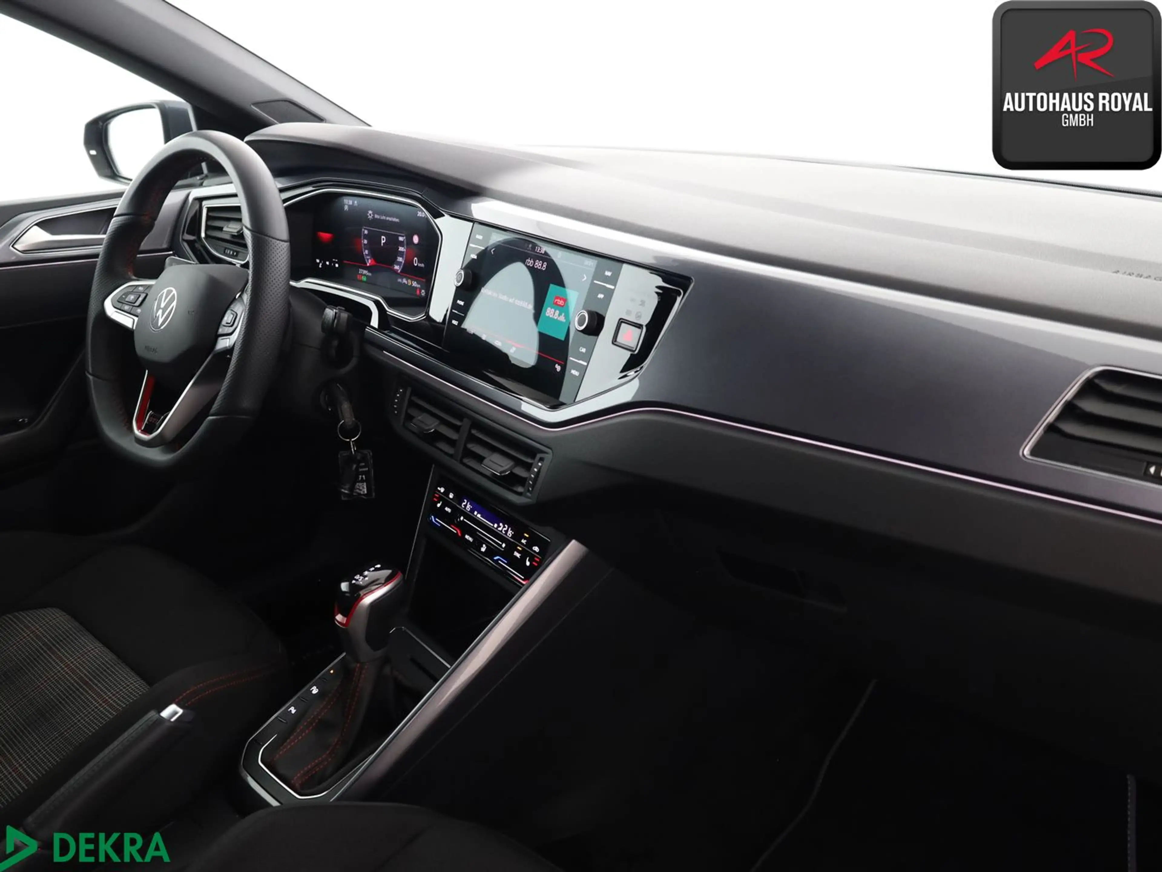 Volkswagen Polo 2.0 TSI IQ-LIGHT,IQ-DRIVE,ACC,CARPLAY,1.HD — photo 10