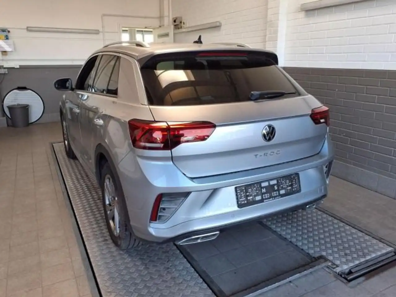 Volkswagen T-Roc R-Line 1.5 TSI DSG Pano/Sthz/Nav/SHZ/Keyle, миниатюра 3