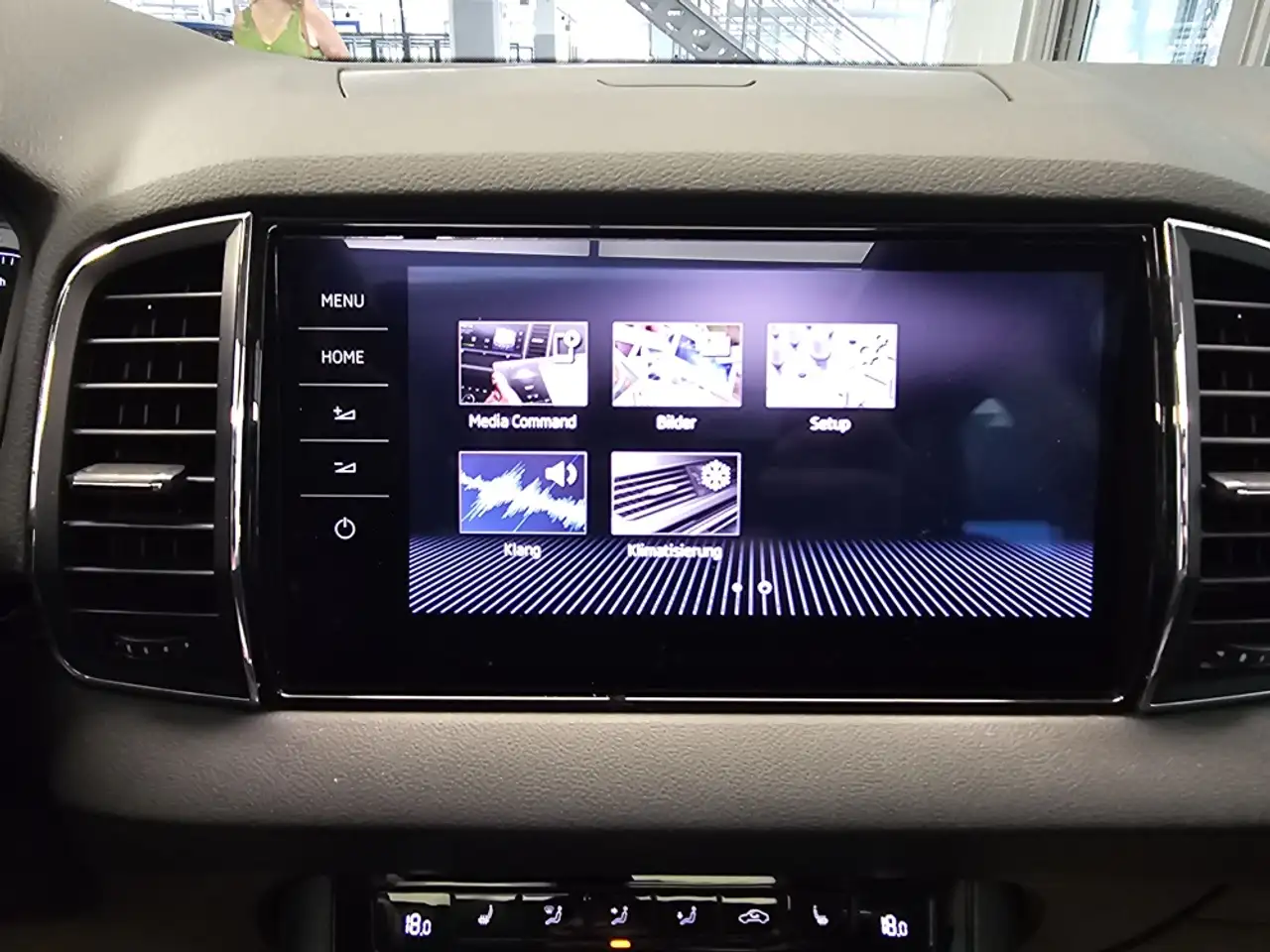 Skoda Karoq Style Leder,Pano-Dach,AHK,Sitzheizung,PDC, миниатюра 14