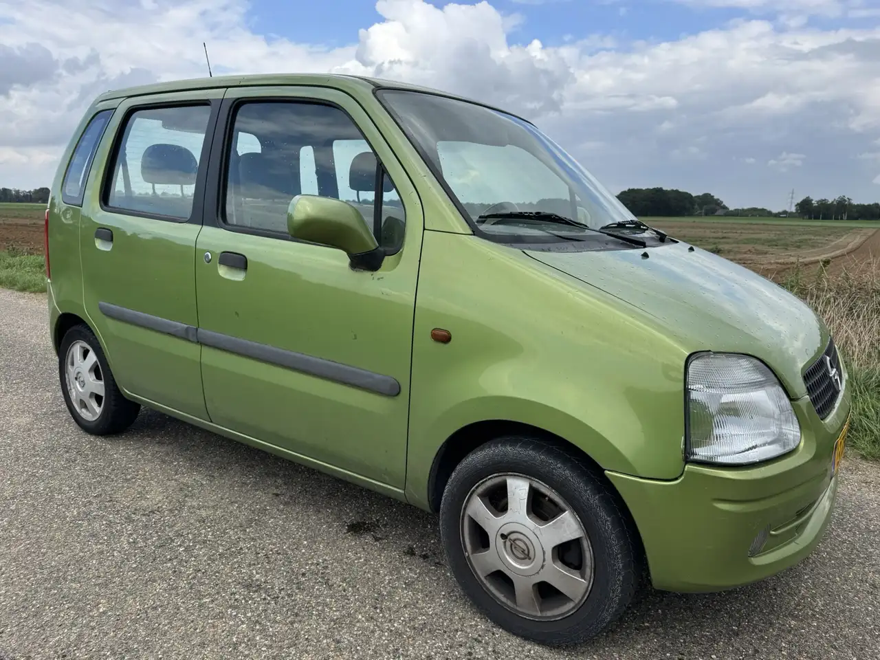 Opel Agila 1.2-16V Elegance, foto 2