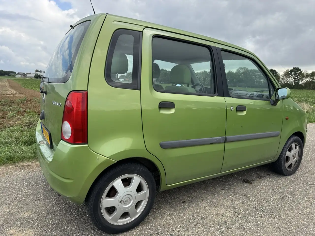 Opel Agila 1.2-16V Elegance, foto 4