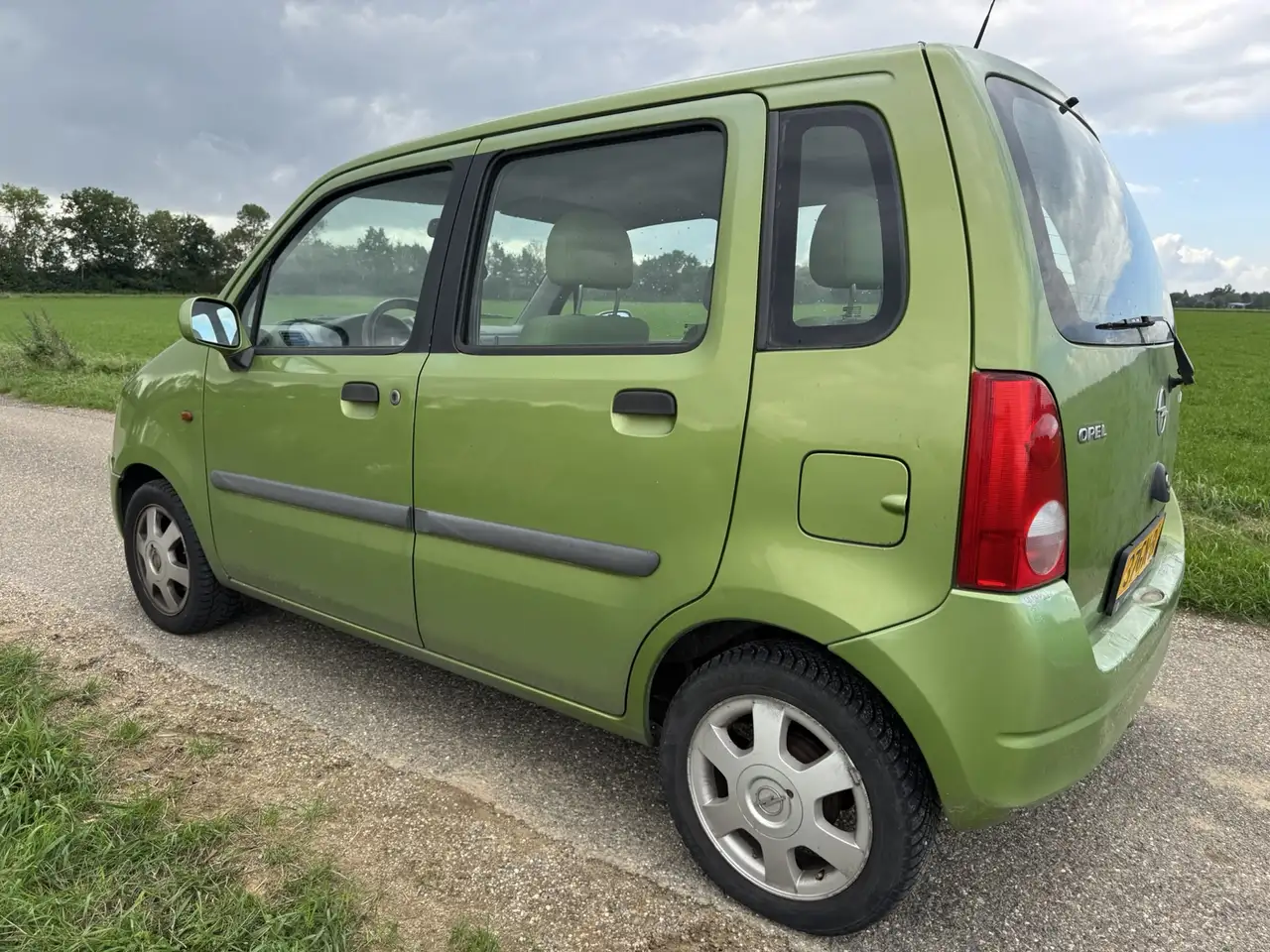 Opel Agila 1.2-16V Elegance, foto 3