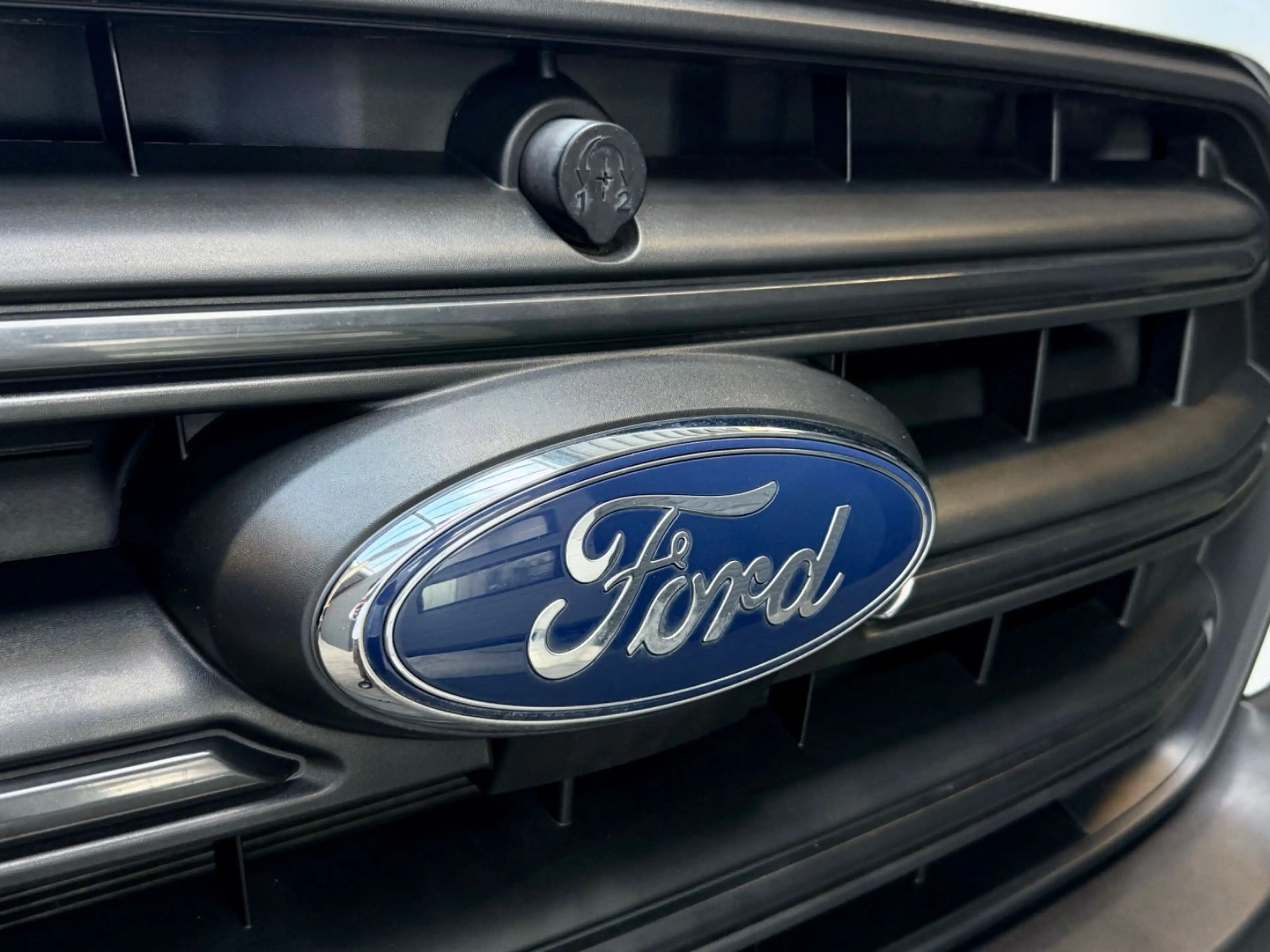 Ford Transit 2.0 D L2H2 1. HAND BLUETOOTH — photo 4