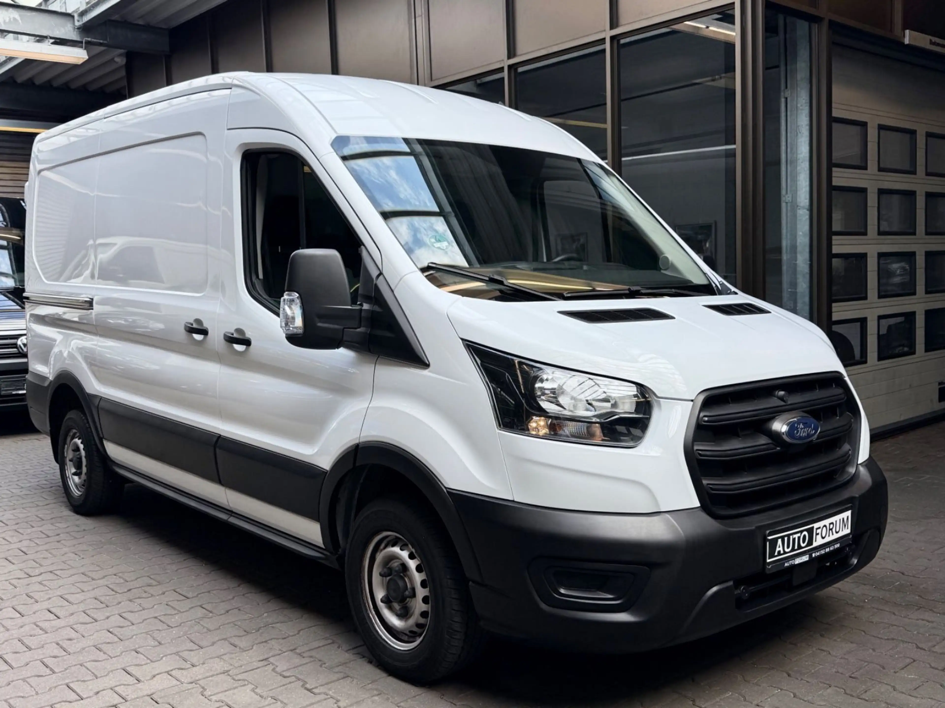 Ford Transit 2.0 D L2H2 1. HAND BLUETOOTH — photo 2