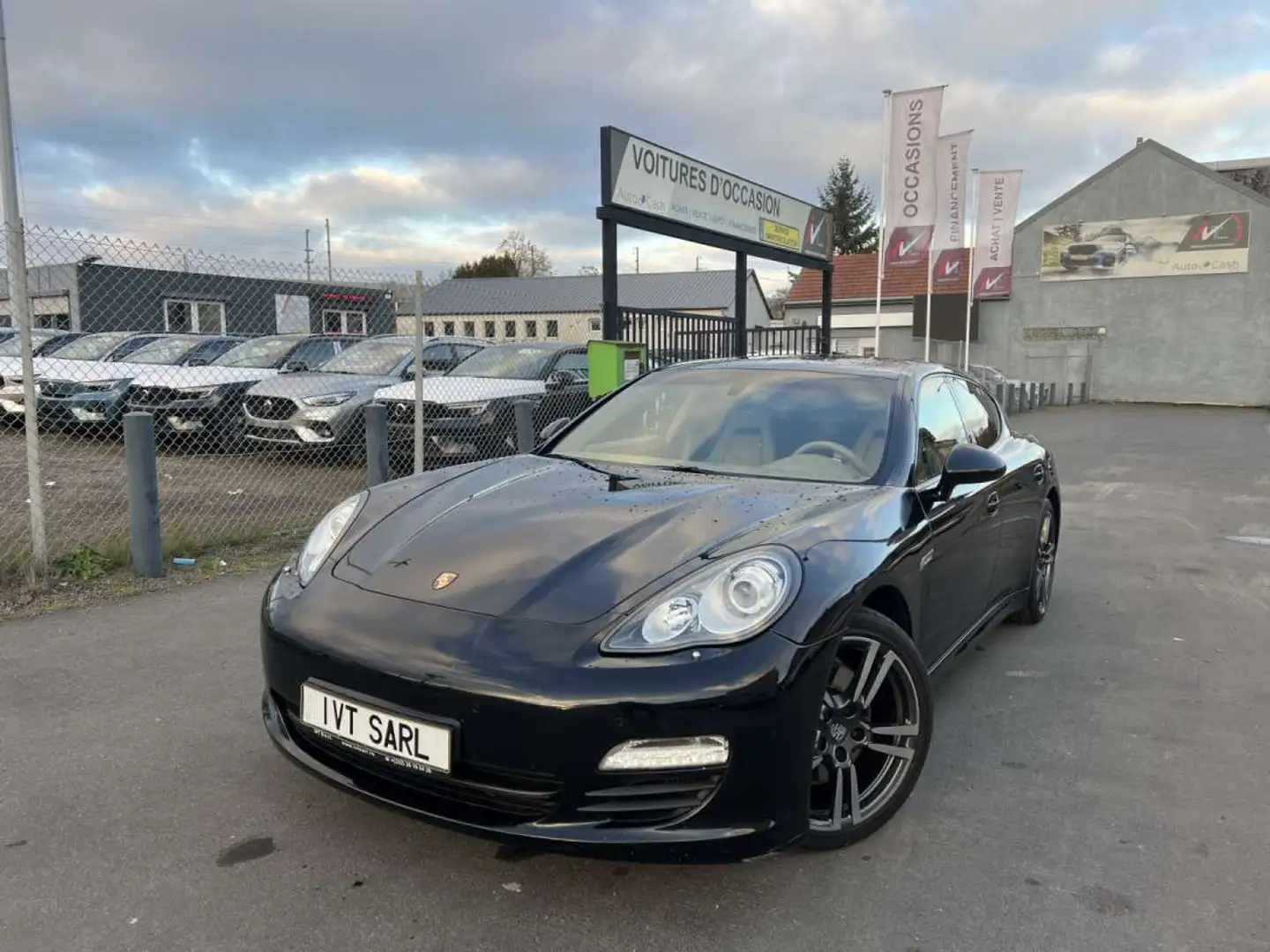 Porsche Panamera 3.0d 250 Tiptronic Zwart - 1
