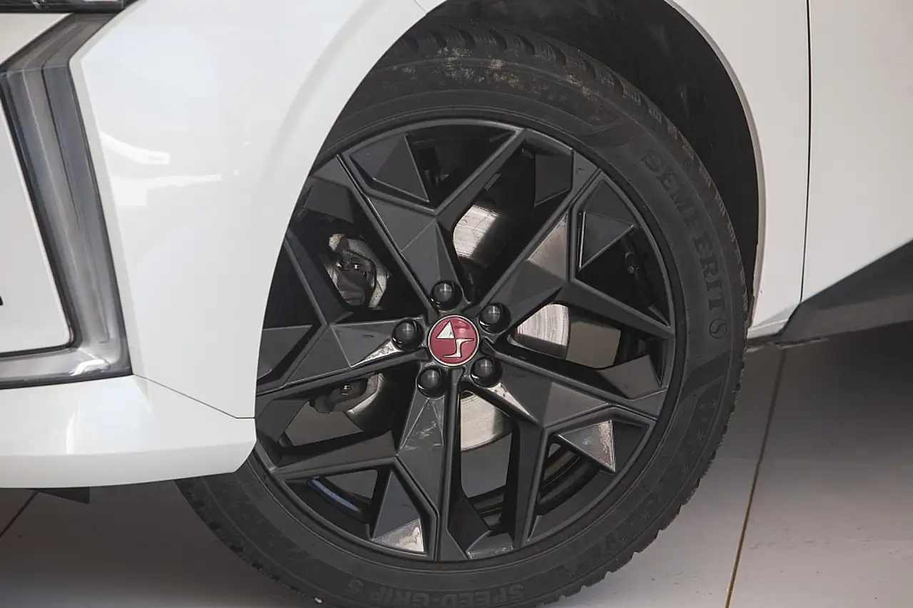 DS Automobiles DS 4 2024