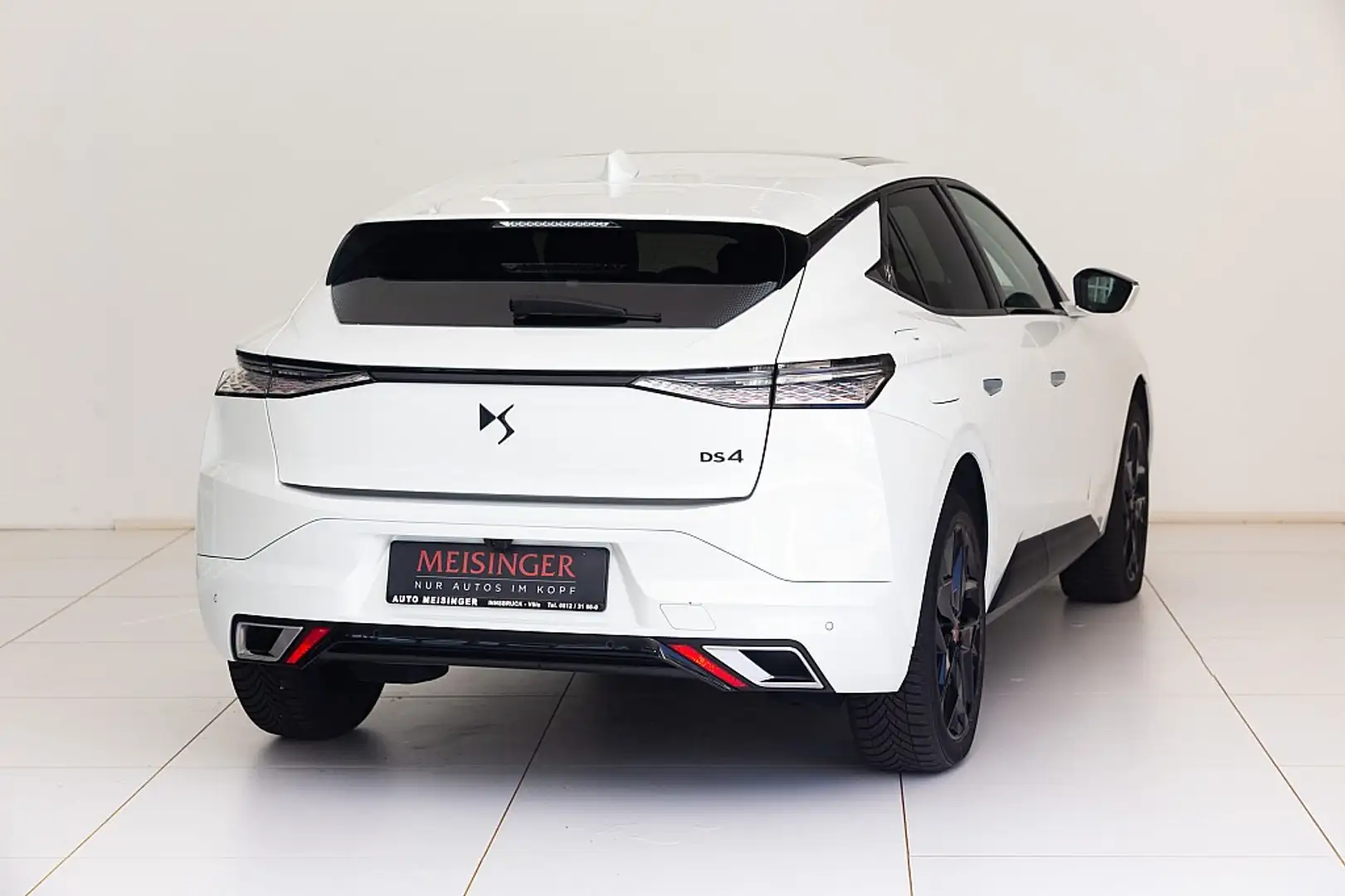 DS Automobiles DS 4 Blue HDI 130 S&S EAT8 Performance Line Weiß - 2