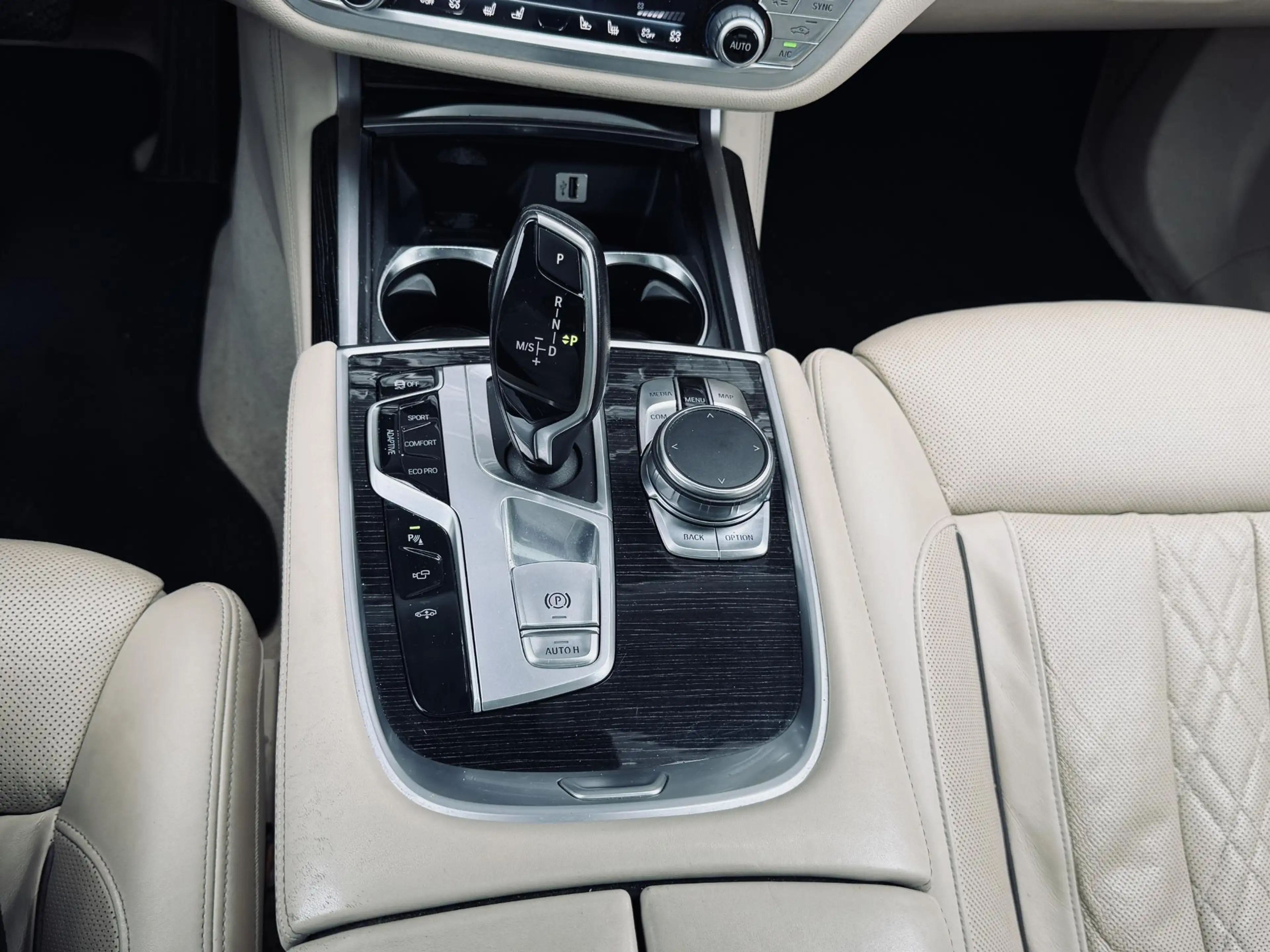BMW 740 7-serie 740Li High Executive — photo 9