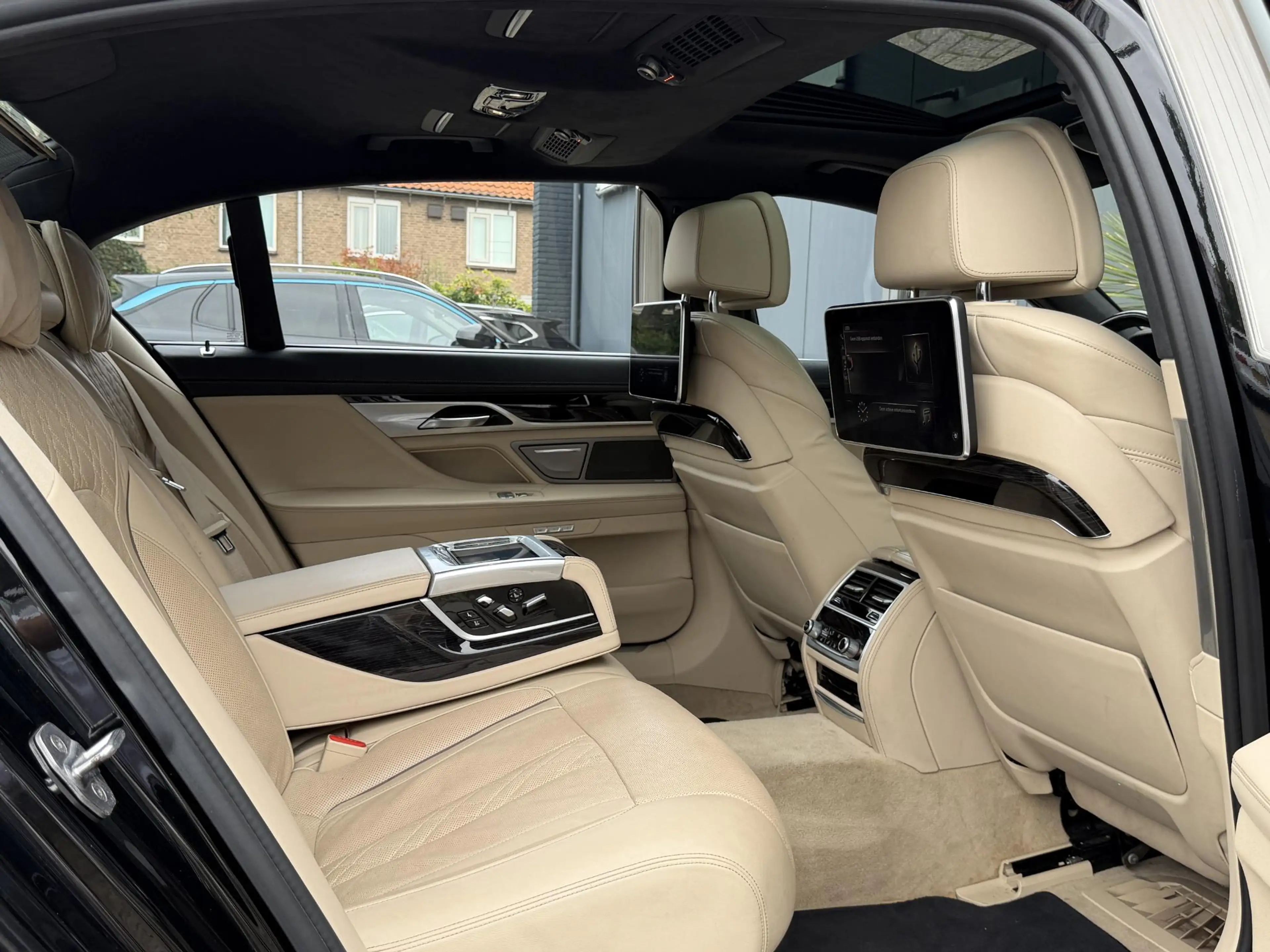 BMW 740 7-serie 740Li High Executive — photo 15