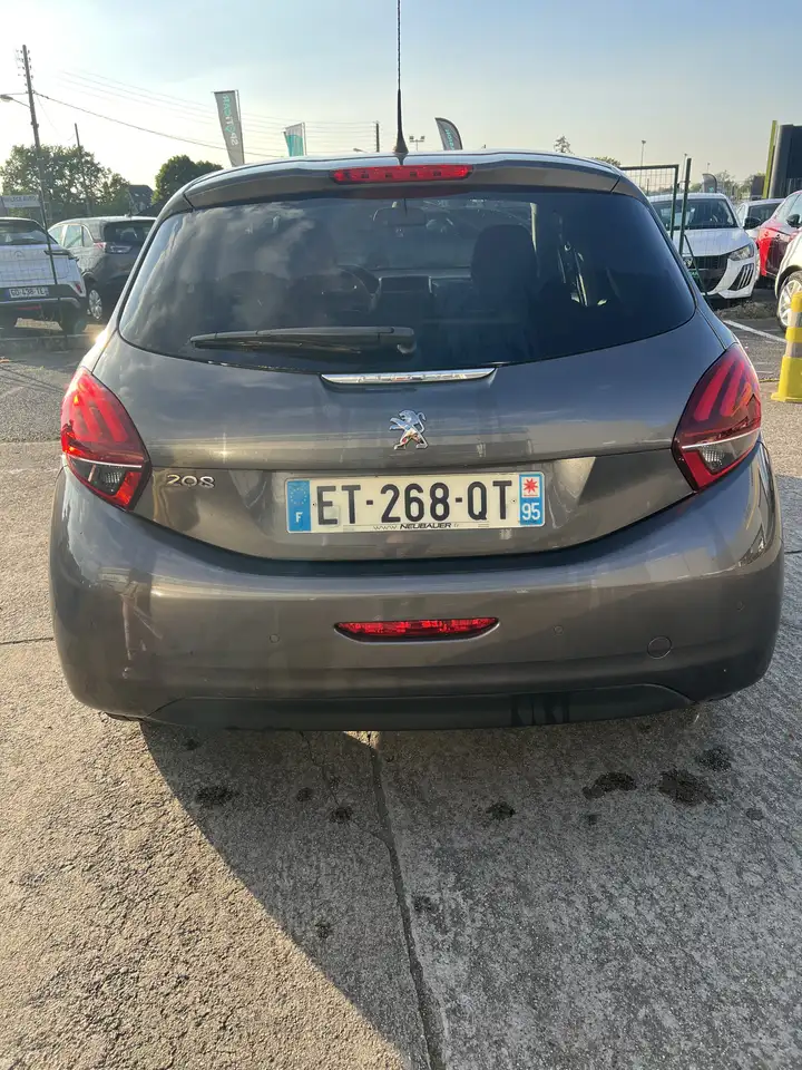 Peugeot 208 1.2 PureTech 82ch BVM5 Style
