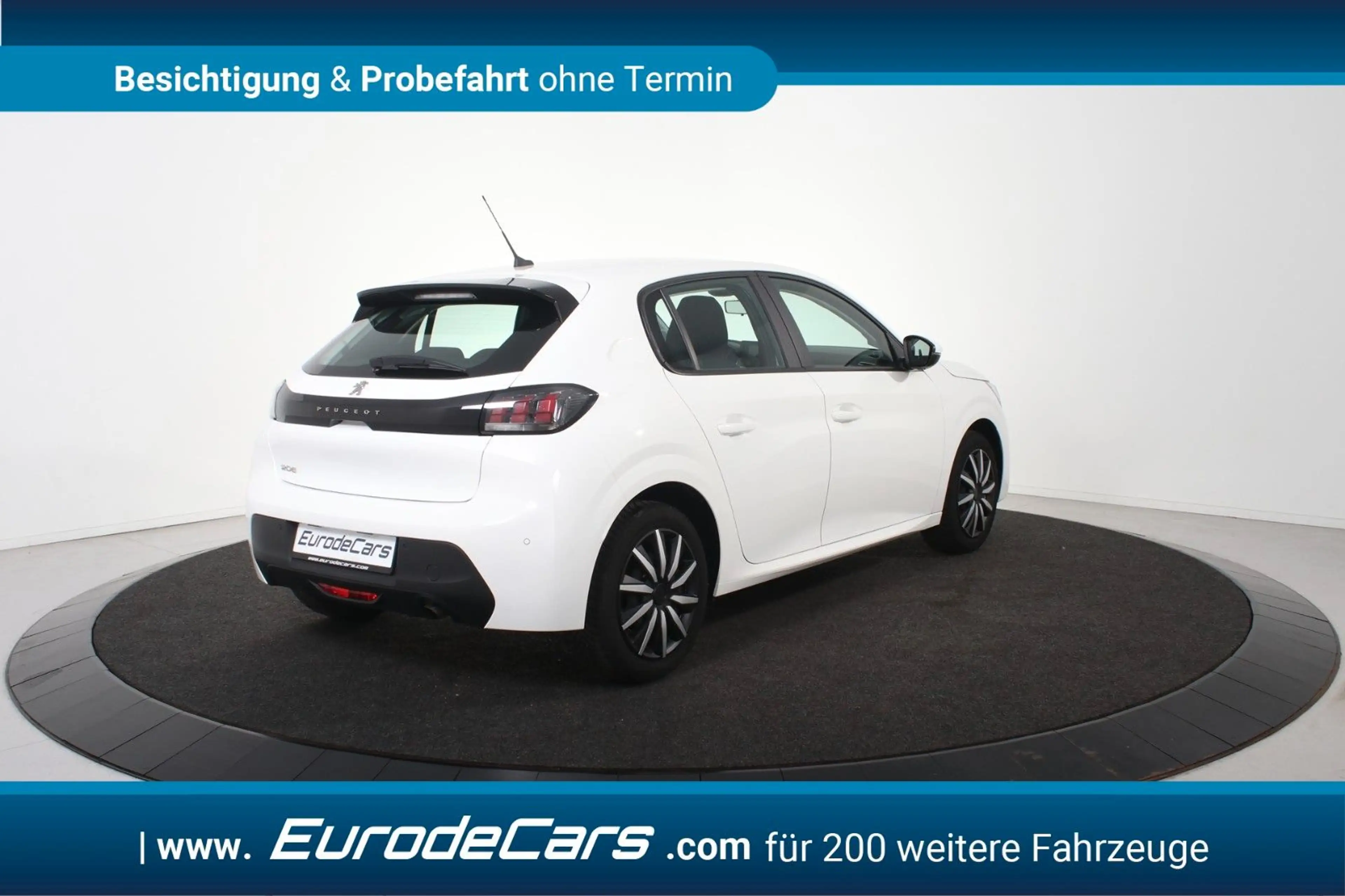 Peugeot 208 Edition *1.Hand*Navi*Park ass.*Carplay* — photo 6