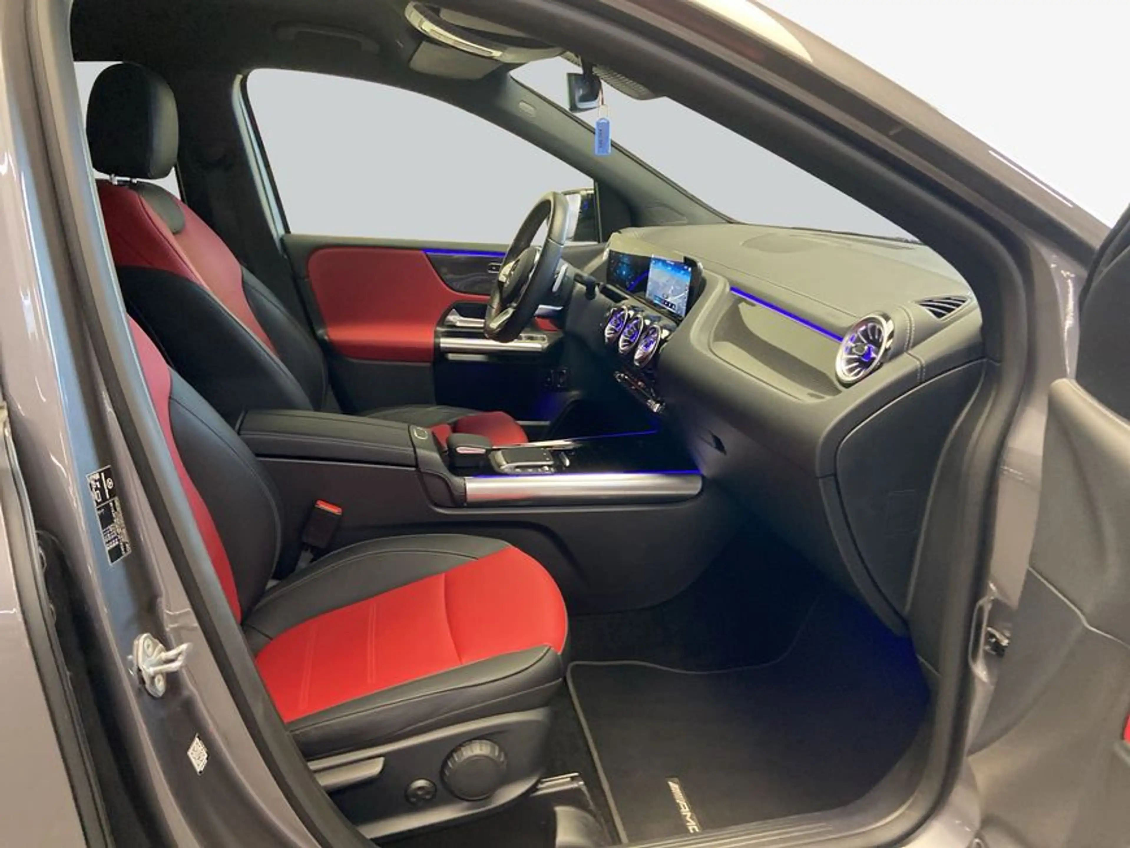 Mercedes-Benz B 250 B-Klasse — photo 12
