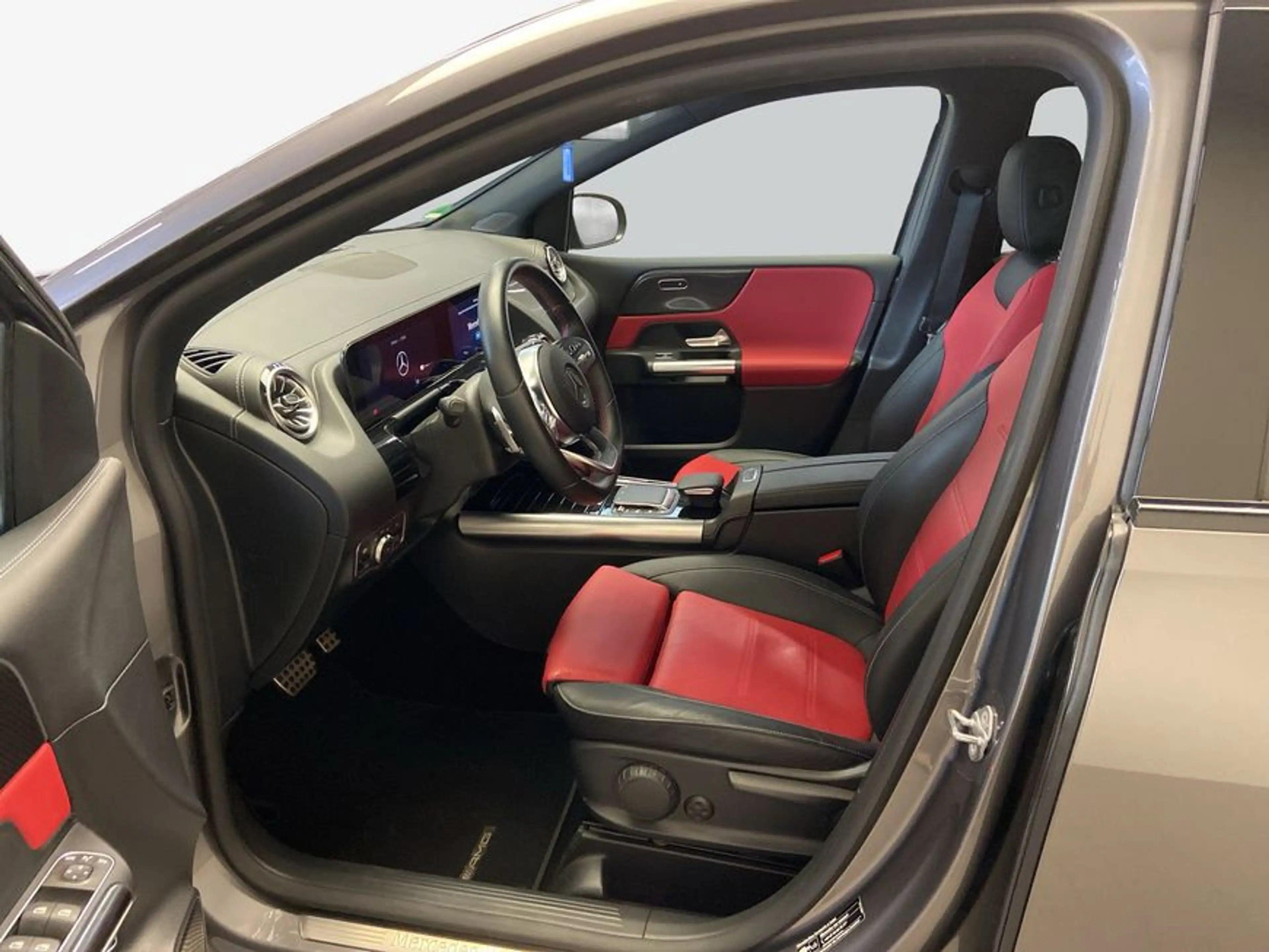 Mercedes-Benz B 250 B-Klasse — photo 9