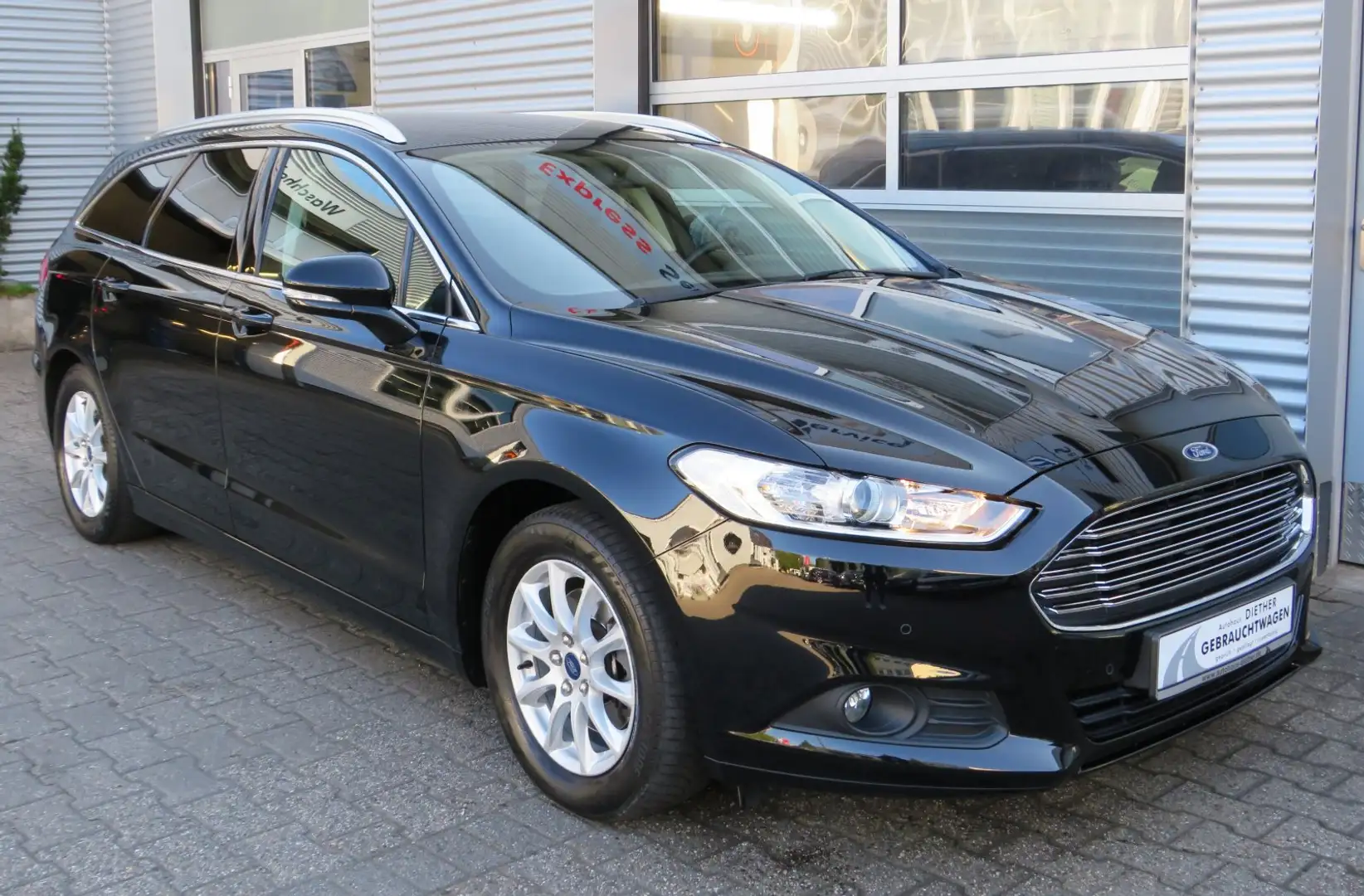 Ford Mondeo 1.5 EcoBoost  Business Edition Zwart - 2