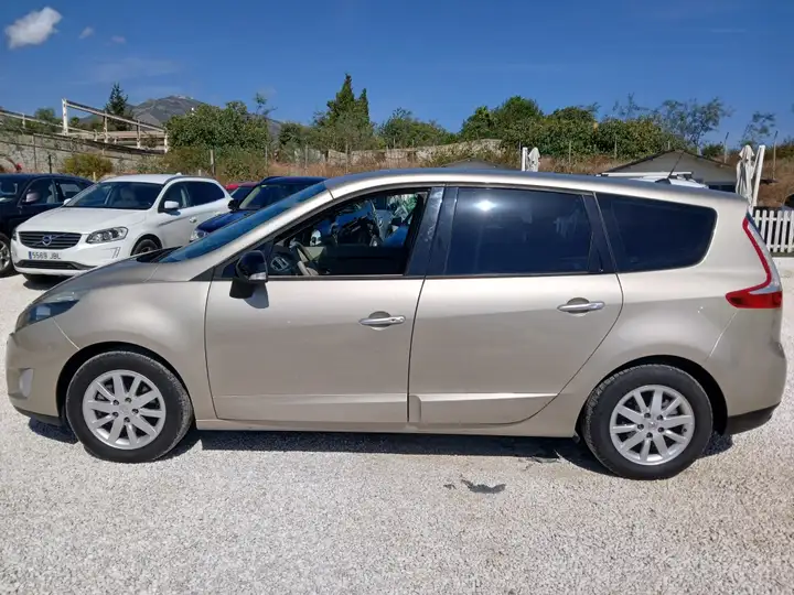 Renault Grand Scénic 2009, foto 8