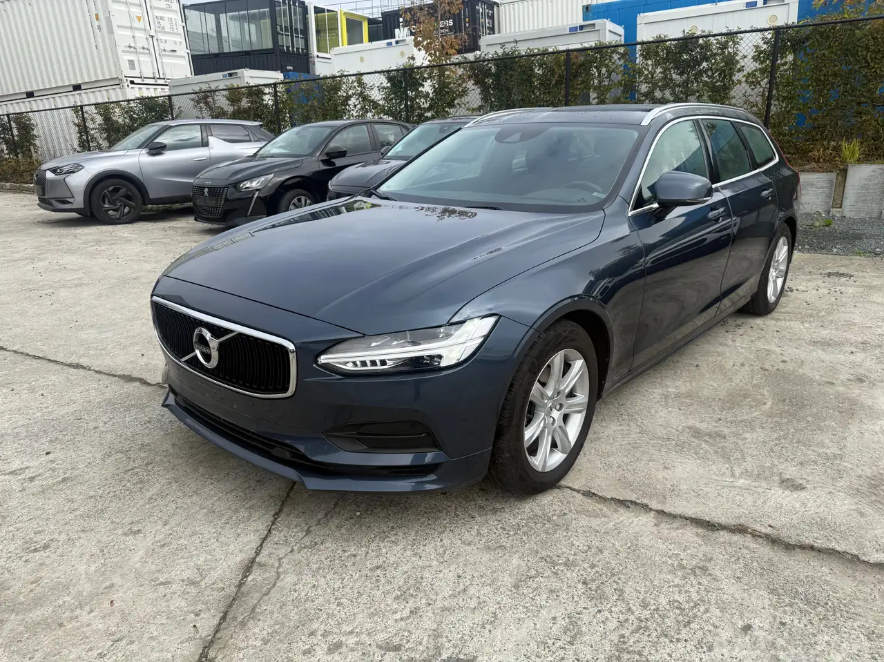Volvo V90