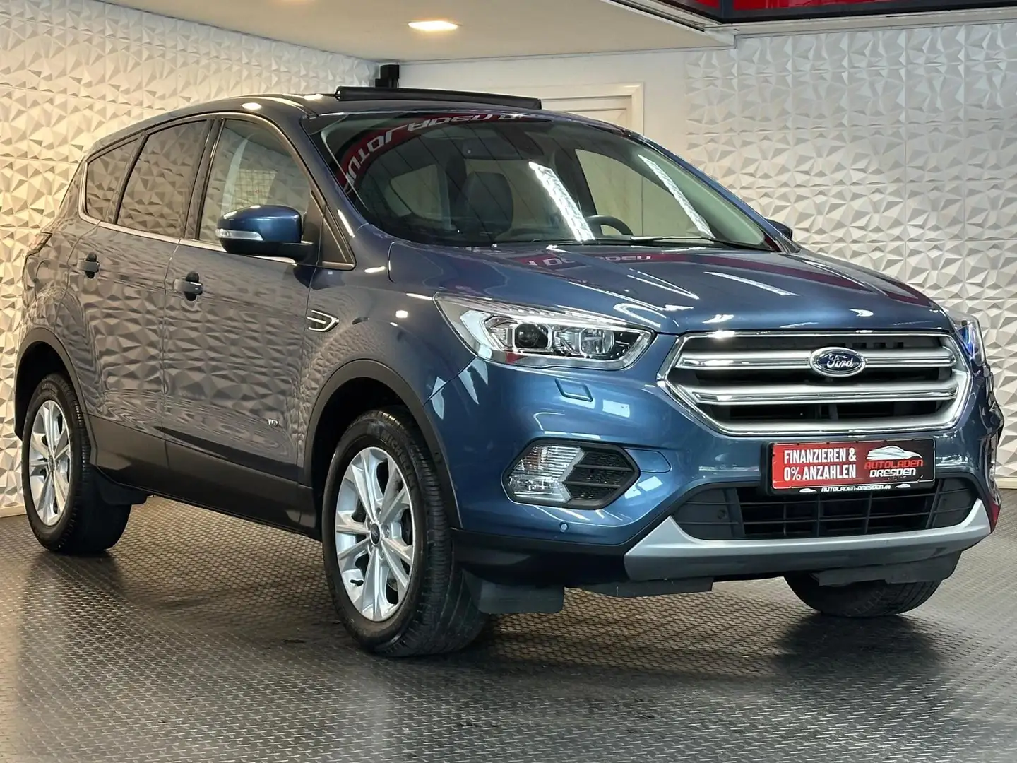 Ford Kuga 2.0TDCi TITANIUM AWD* BIXEN#AHK#PANO#SHZ#LH Blau - 2
