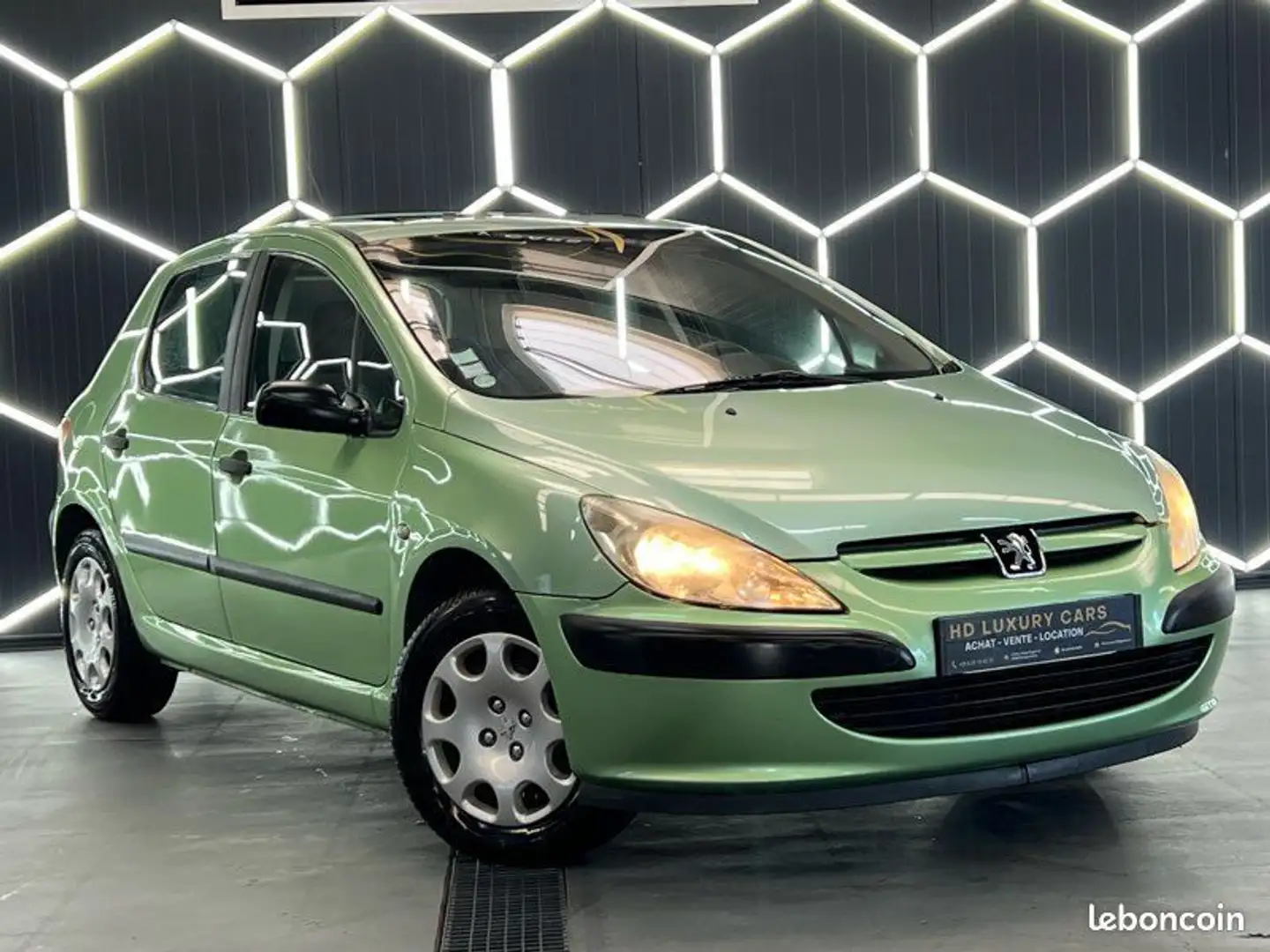 Peugeot 307 1.6 Essence Vert - 1