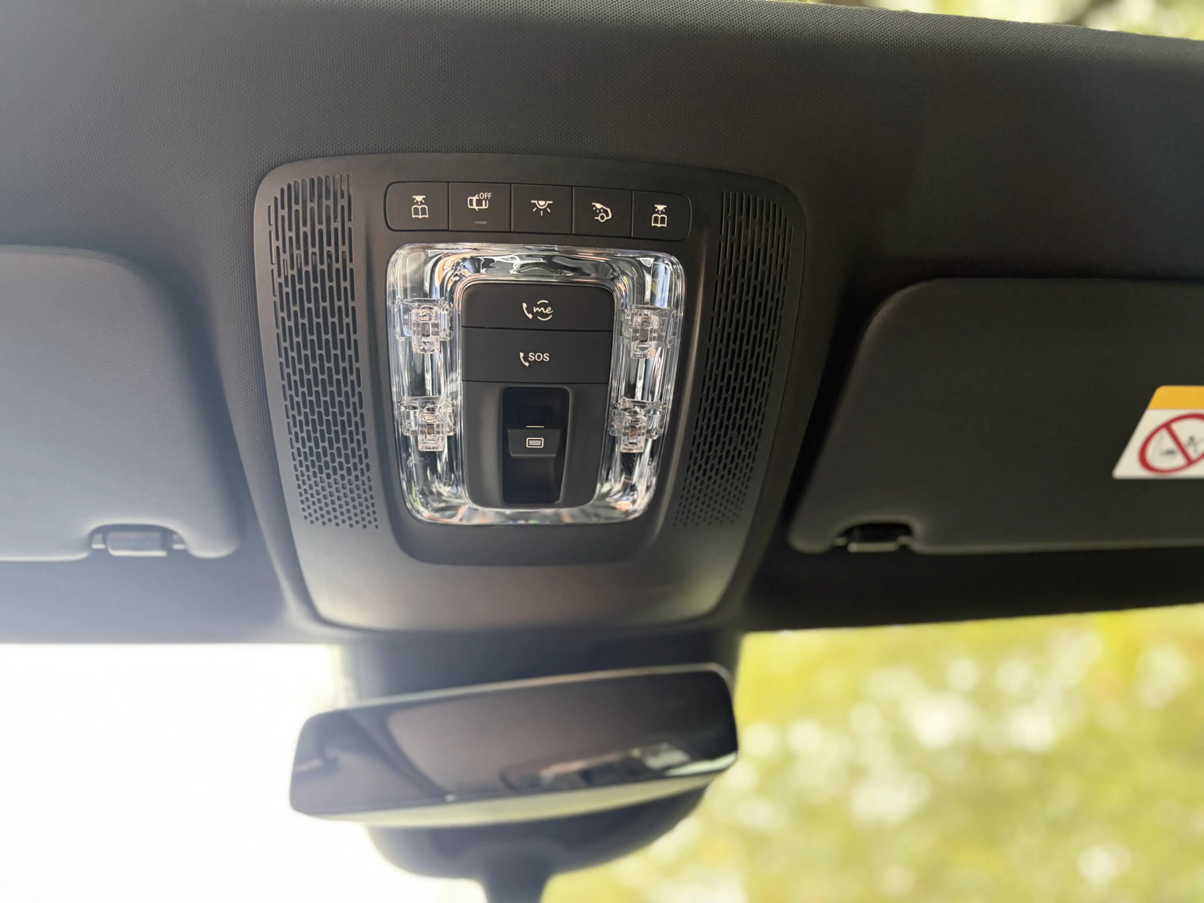 Mercedes-Benz A 250 e AMG Line Panoramadak — photo 48