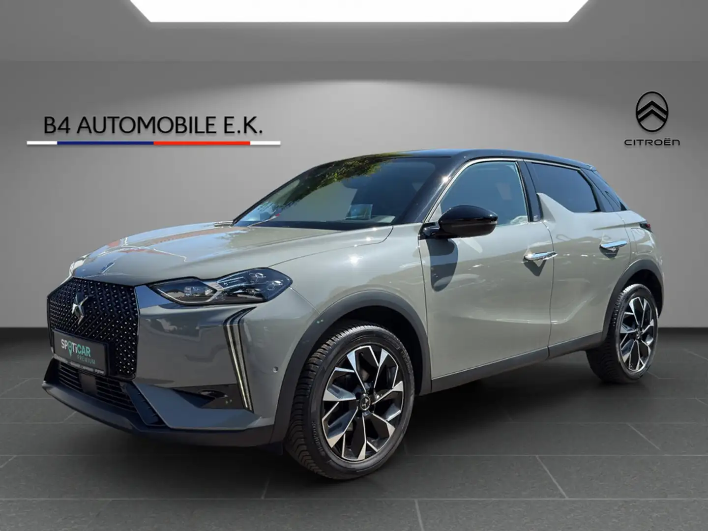 DS Automobiles DS 3 PT 130 EAT8 Opera LEDER NAVI ACC 360° Grau - 1