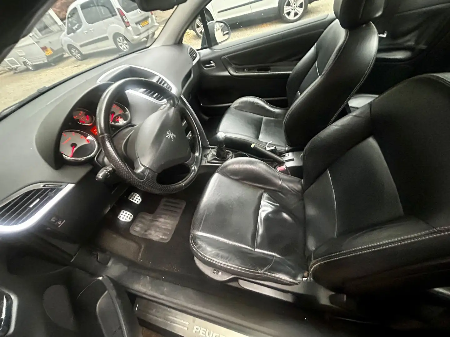 Peugeot 207 1.6 VTi Première 207cc cabriolet vol leer Zwart - 2