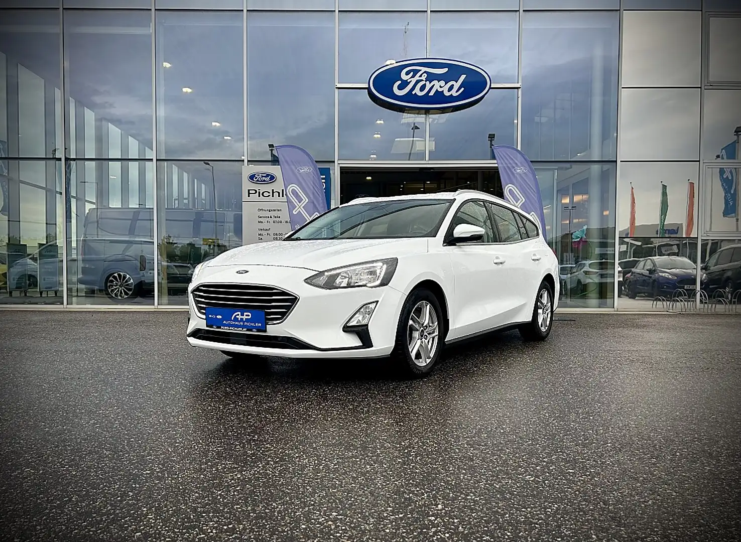Ford Focus Traveller Cool & Connect 1,5 EcoBlue 95PS / APP... Weiß - 1
