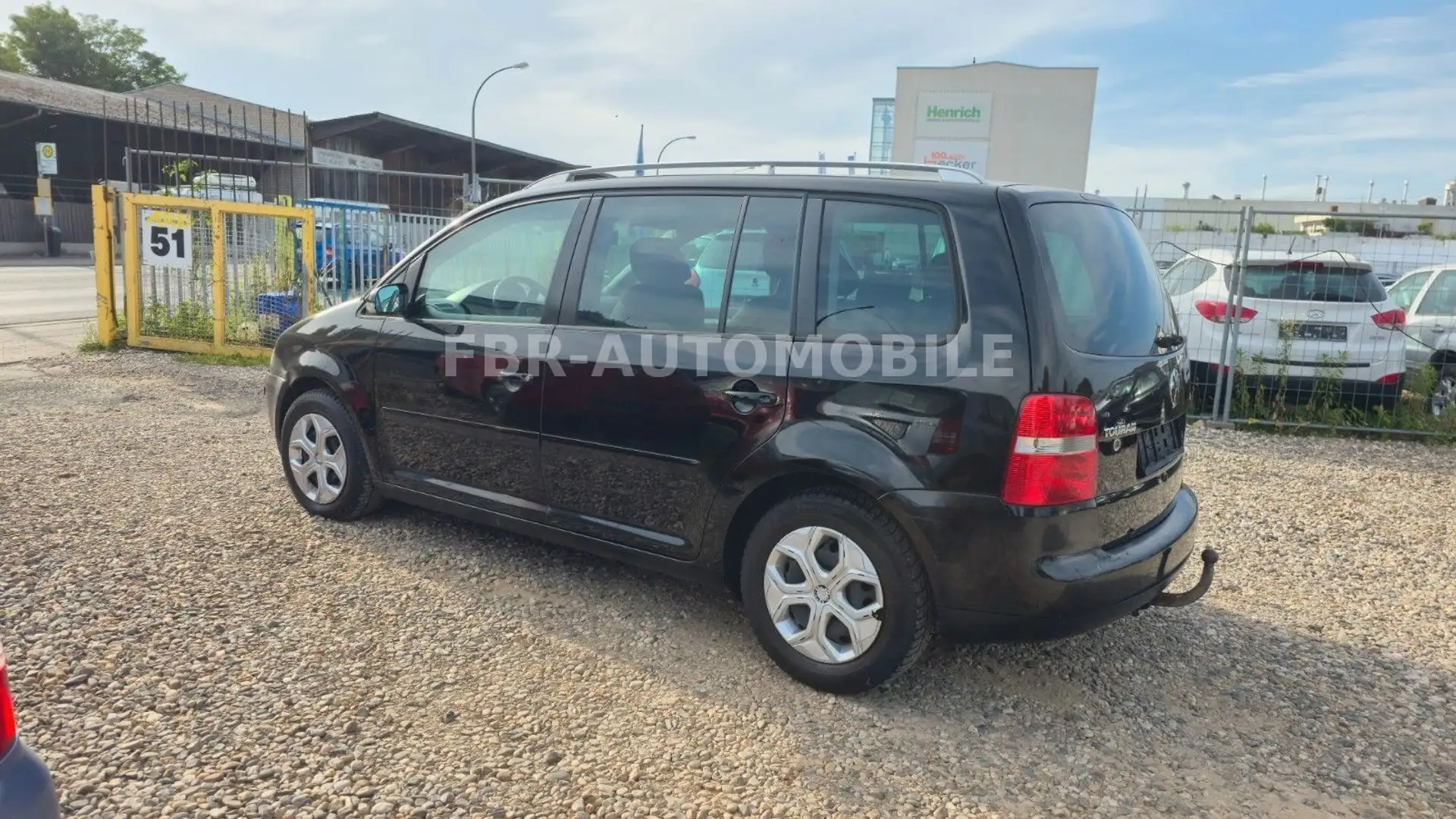 Volkswagen Touran 1.9 TDI 74kW Basis / 7Sitzer Noir - 2