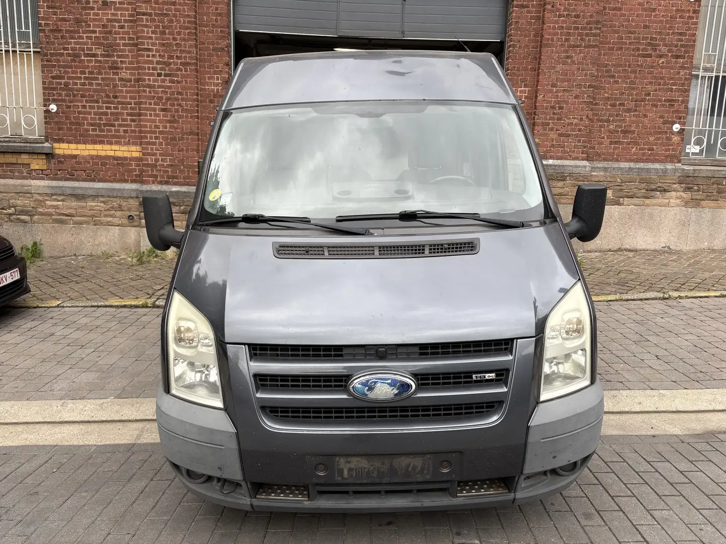 Ford Transit 2.2 TDCi EXPORT / MARCHAND / PROBLÈME MOTEUR Grijs - 2