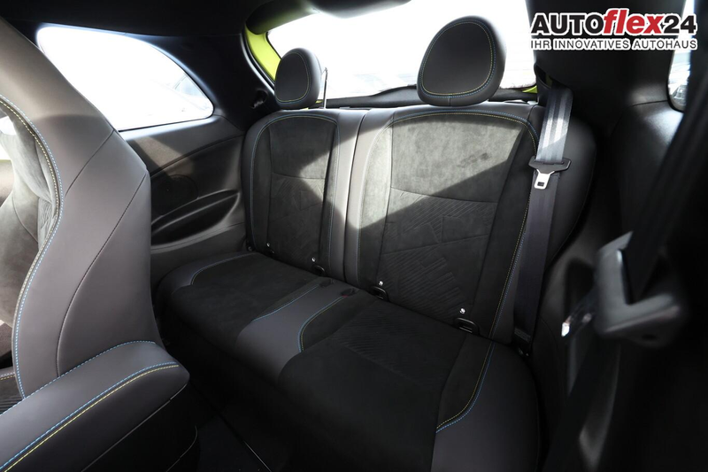 Abarth 500e Turismo 42 kWh LED Pano Nav JBL SHZ Kam PDC 114... — photo 9