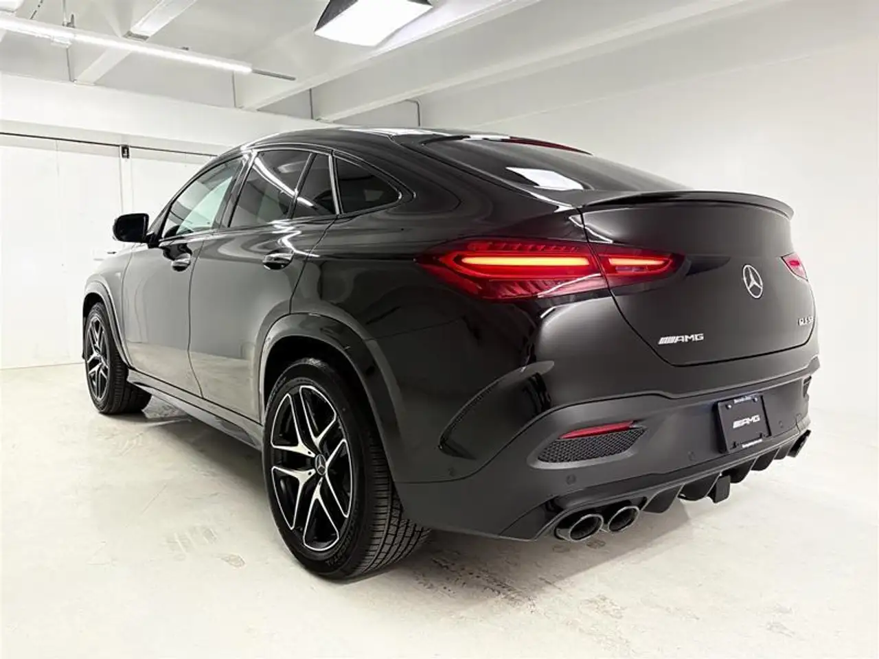 Mercedes-Benz GLE снимка Mercedes-Benz GLE